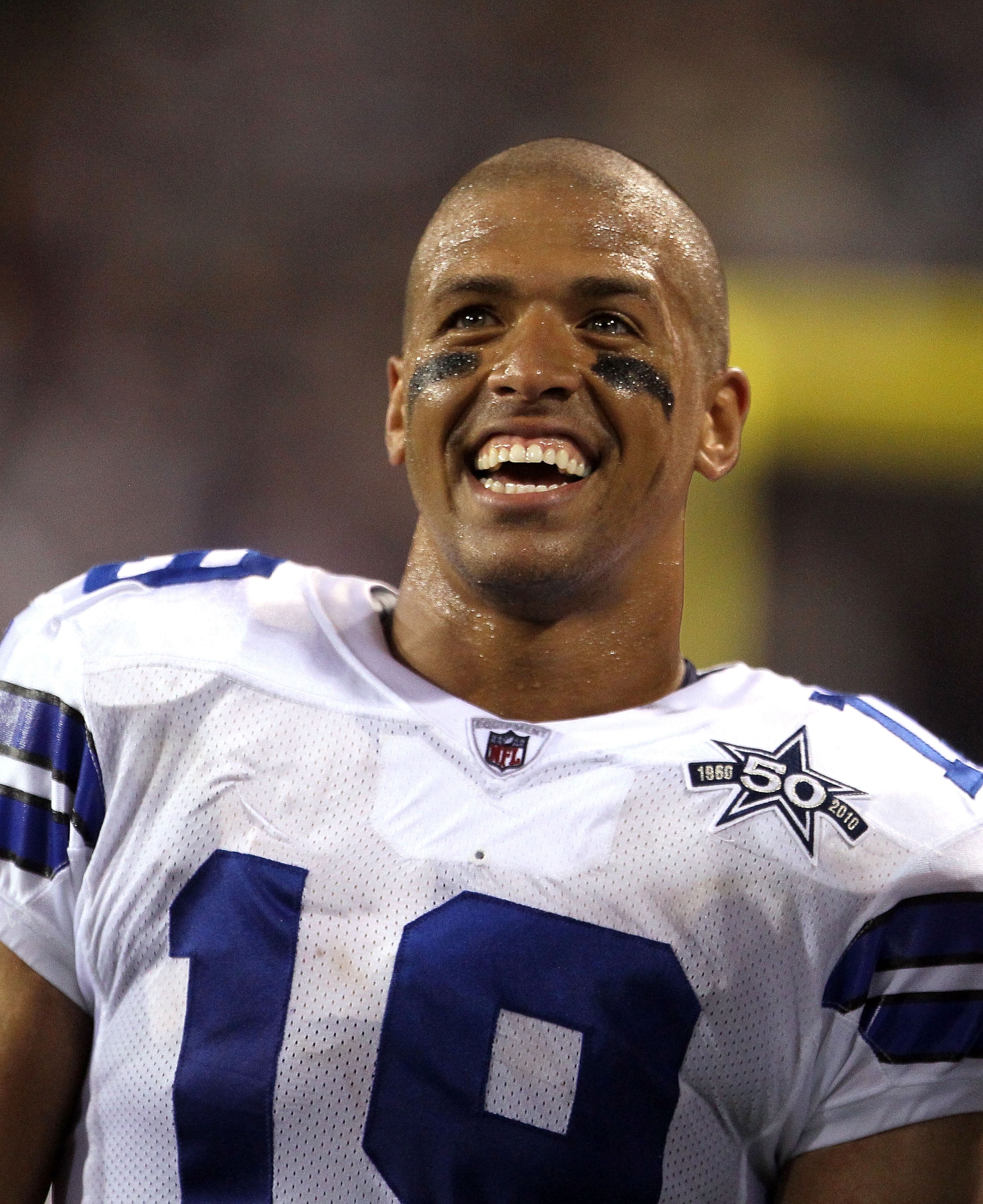 MINNEAPOLIS - OCTOBER 17:  Miles Austin #19 of the Dallas Cowboys looks on during the game against the Minnesota Vikings at Mall of America Field on October 17, 2010 in Minneapolis, Minnesota.  (Photo by Jeff Gross/Getty Images)