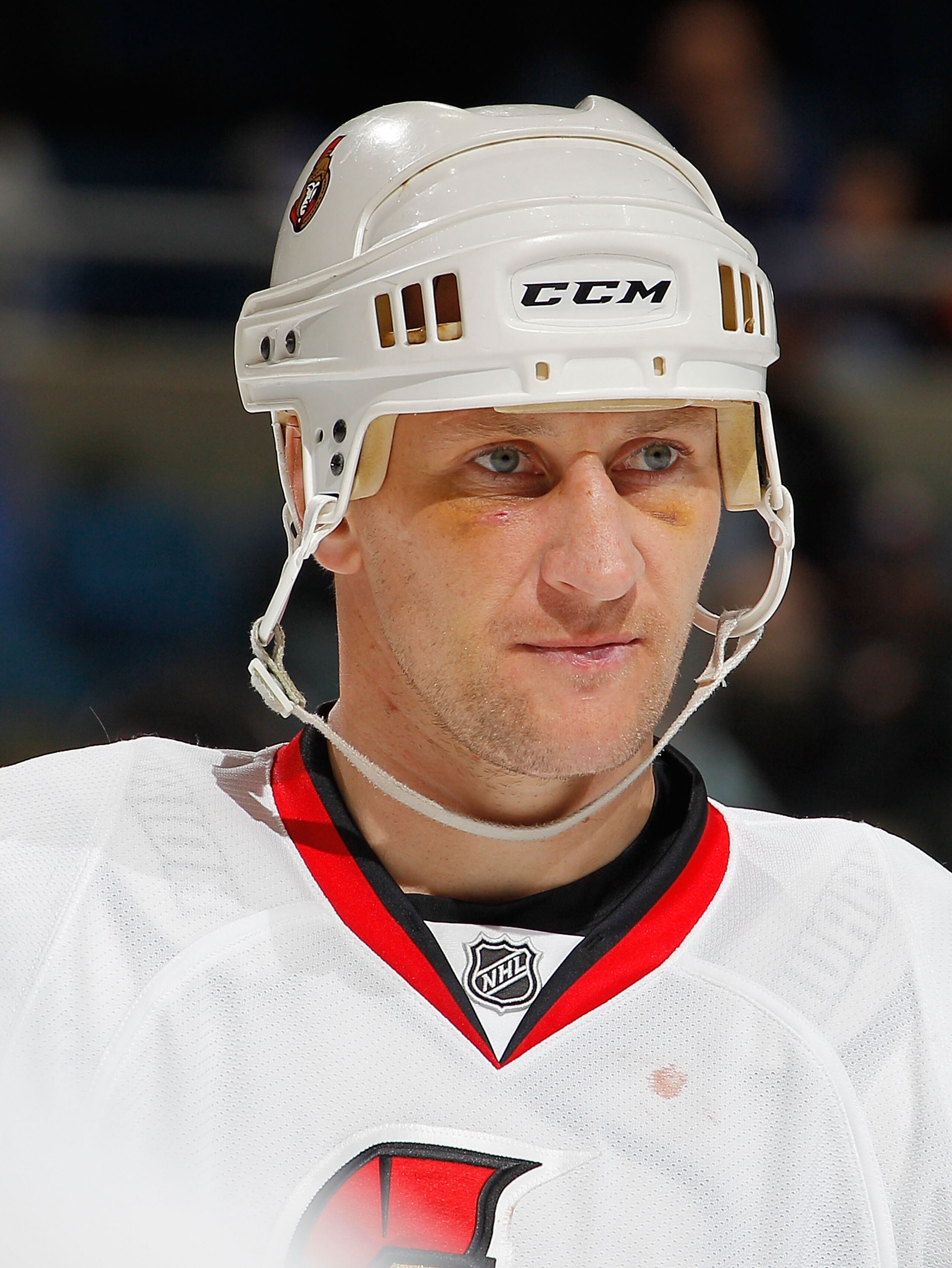 UNIONDALE, NY - FEBRUARY 05: Alex Kovalev #27 of the Ottawa Senators waits for a faceoff during an NHL hockey game against the New York Islanders at Nassau Coliseum on February 5, 2011 in Uniondale, New York. (Photo by Paul Bereswill/Getty Images) UNIONDALE, NY - FEBRUARY 05: Alex Kovalev #27 of the Ottawa Senators waits for a faceoff during an NHL hockey game against the New York Islanders at Nassau Coliseum on February 5, 2011 in Uniondale, New York. (Photo by Paul Bereswill/Getty Images)