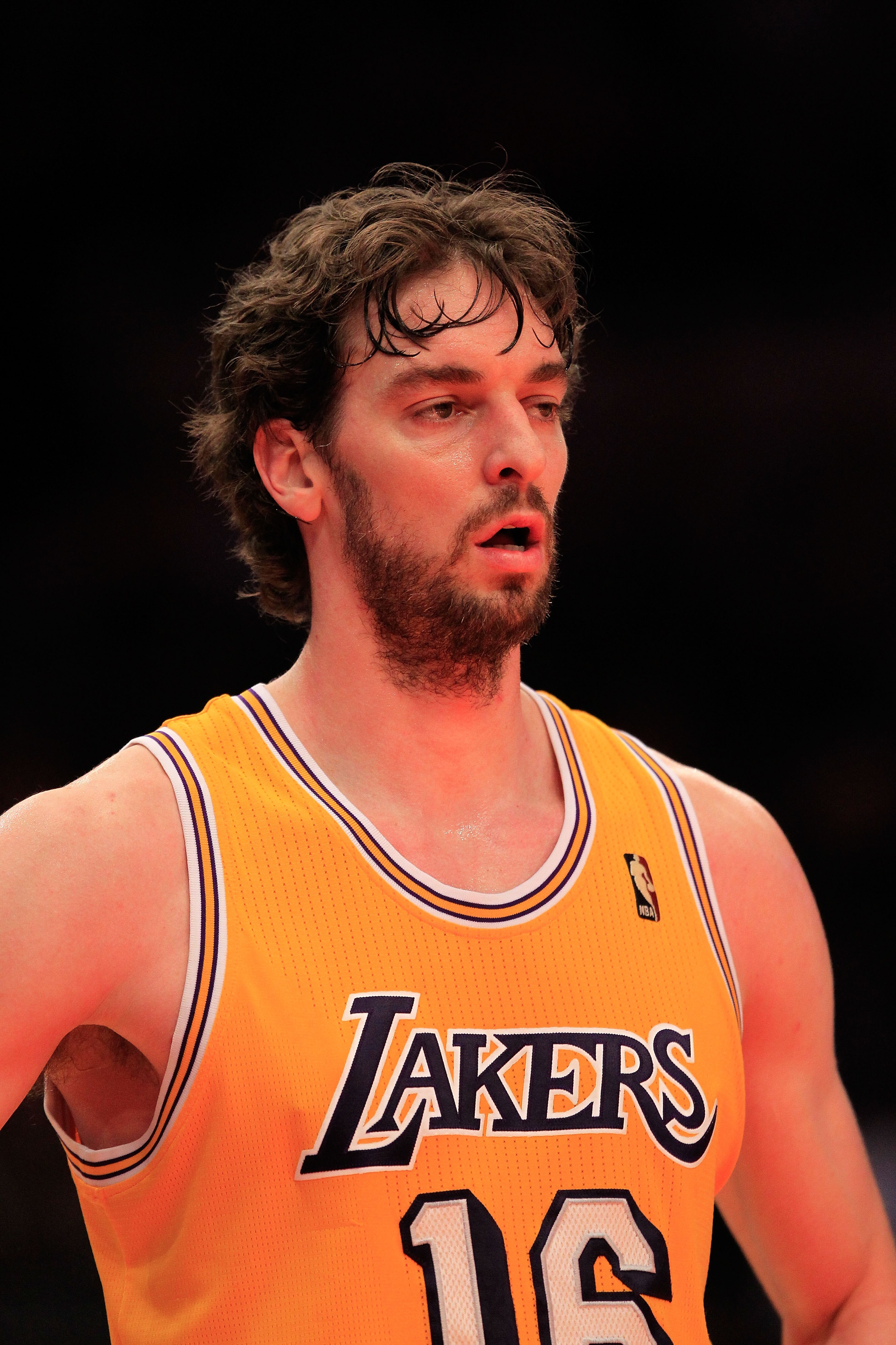 NEW YORK, NY - FEBRUARY 11: Pau Gasol #16 of the Los Angeles Lakers on the court against the New York Knicks at Madison Square Garden on February 11, 2011 in New York City. NOTE TO USER: User expressly acknowledges and agrees that, by downloading and/or u
