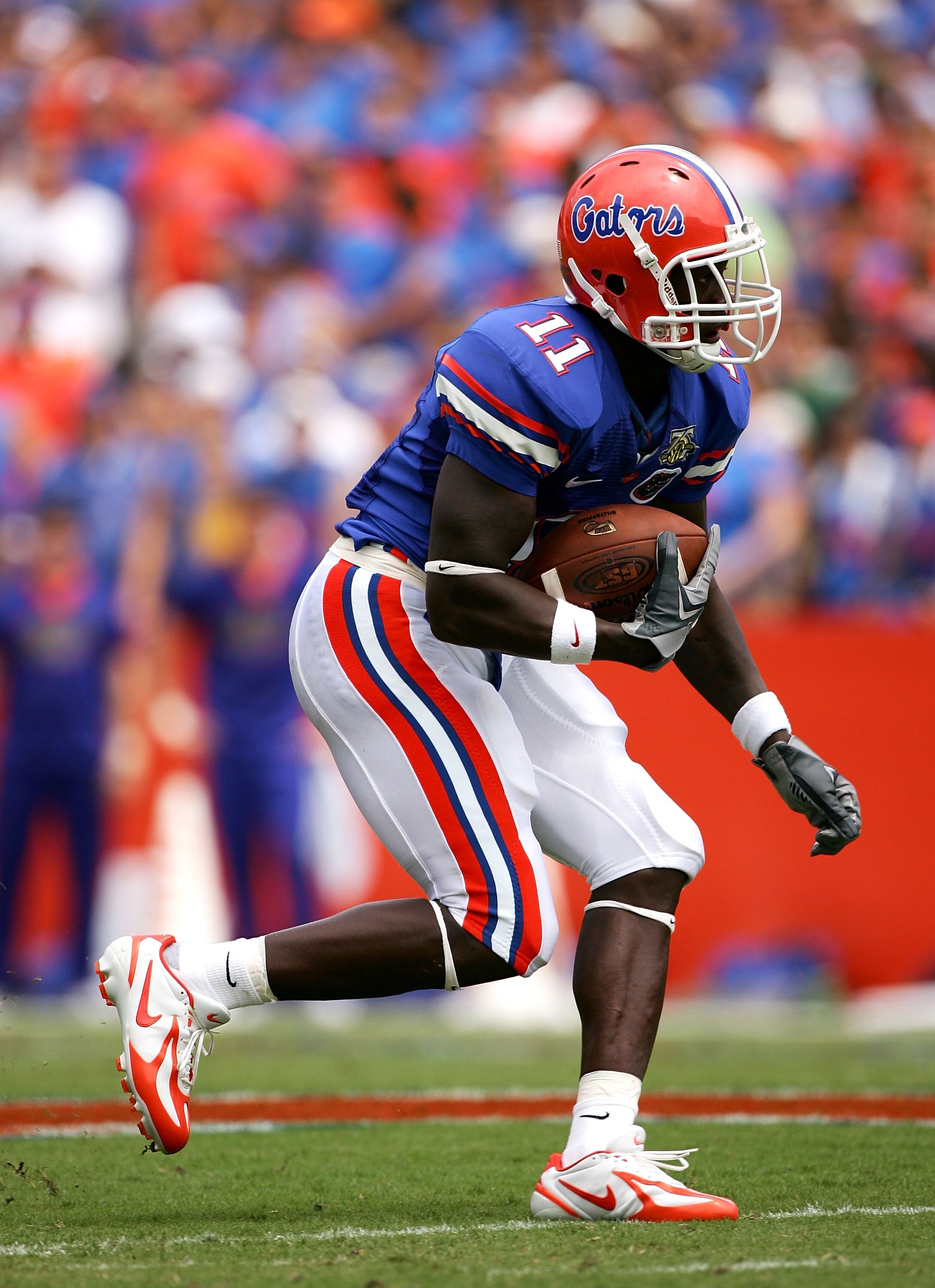 GAINESVILLE, FL - SEPTEMBER 01:  Jarred Fayson #11 of the Florida Gators makes a move agianst the Western Kentucky Hilltoppers on September 1, 2007 at Ben Hill Griffin Stadium in Gainesville, Florida. The Gators won the game 49-3.  (Photo by Sam Greenwood