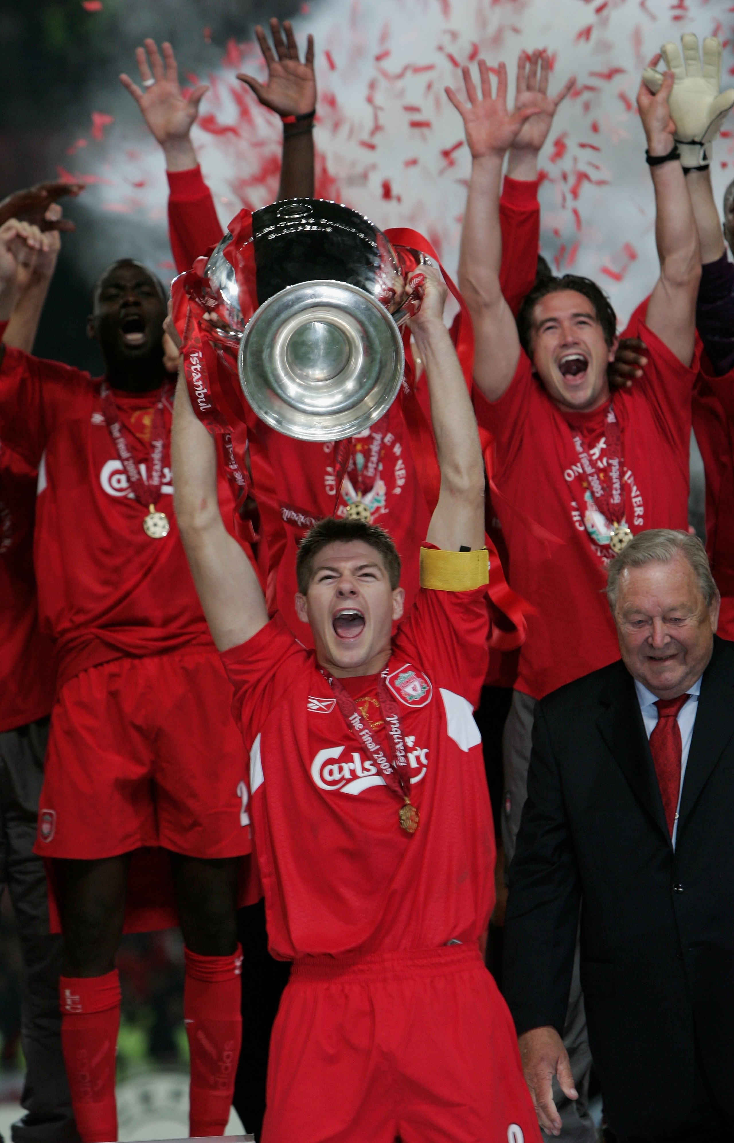 ISTANBUL, TURKEY - MAY 25:  Liverpool captain Steven Gerrard lifts the European Cup after Liverpool won the European Champions League final between Liverpool and AC Milan on May 25, 2005 at the Ataturk Olympic Stadium in Istanbul, Turkey.  (Photo by Clive