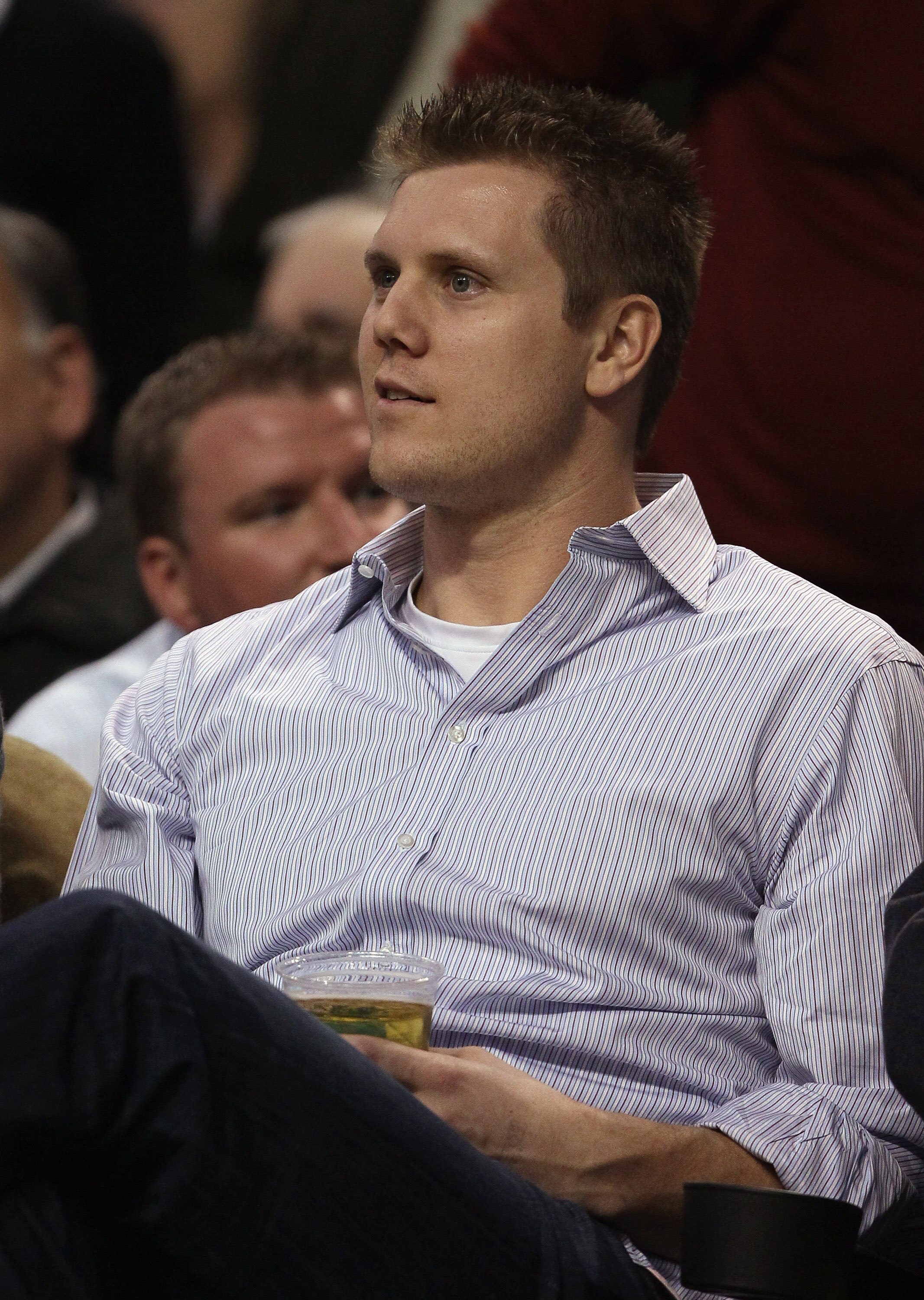 BOSTON, MA - JANUARY 17:  Boston Red Sox pitcher Jonathan Papelbon watches the Boston Celtics take on the Orlando Magic on January 17, 2011 at the TD Garden in Boston, Massachusetts.  NOTE TO USER: User expressly acknowledges and agrees that, by downloadi