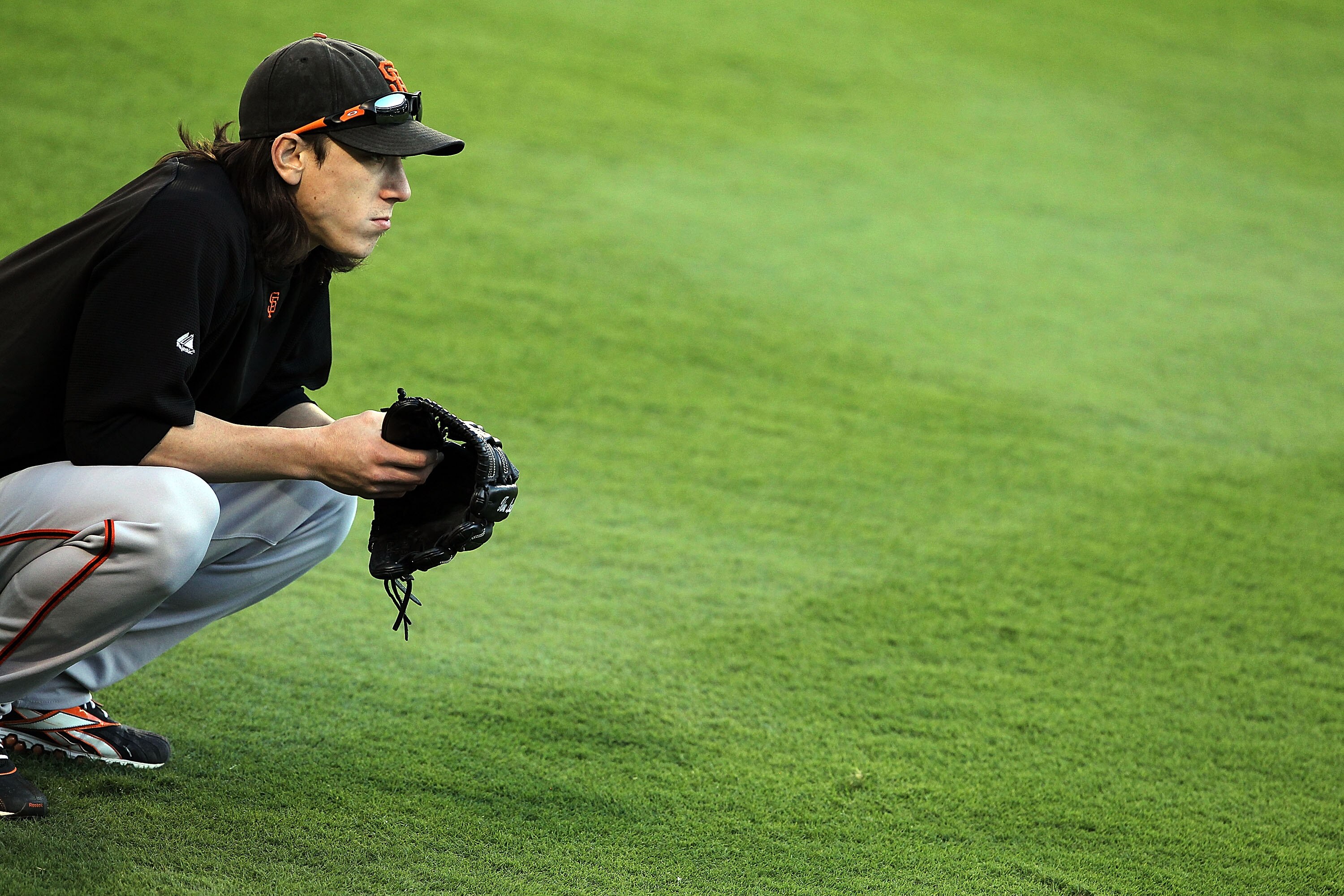 ARLINGTON, TX - OCTOBER 29:  Tim Lincecum of the San Francisco Giants during a team workout for the 2010 World Series at Rangers Ballpark in Arlington on October 29, 2010 in Arlington, Texas.  (Photo by Ronald Martinez/Getty Images)