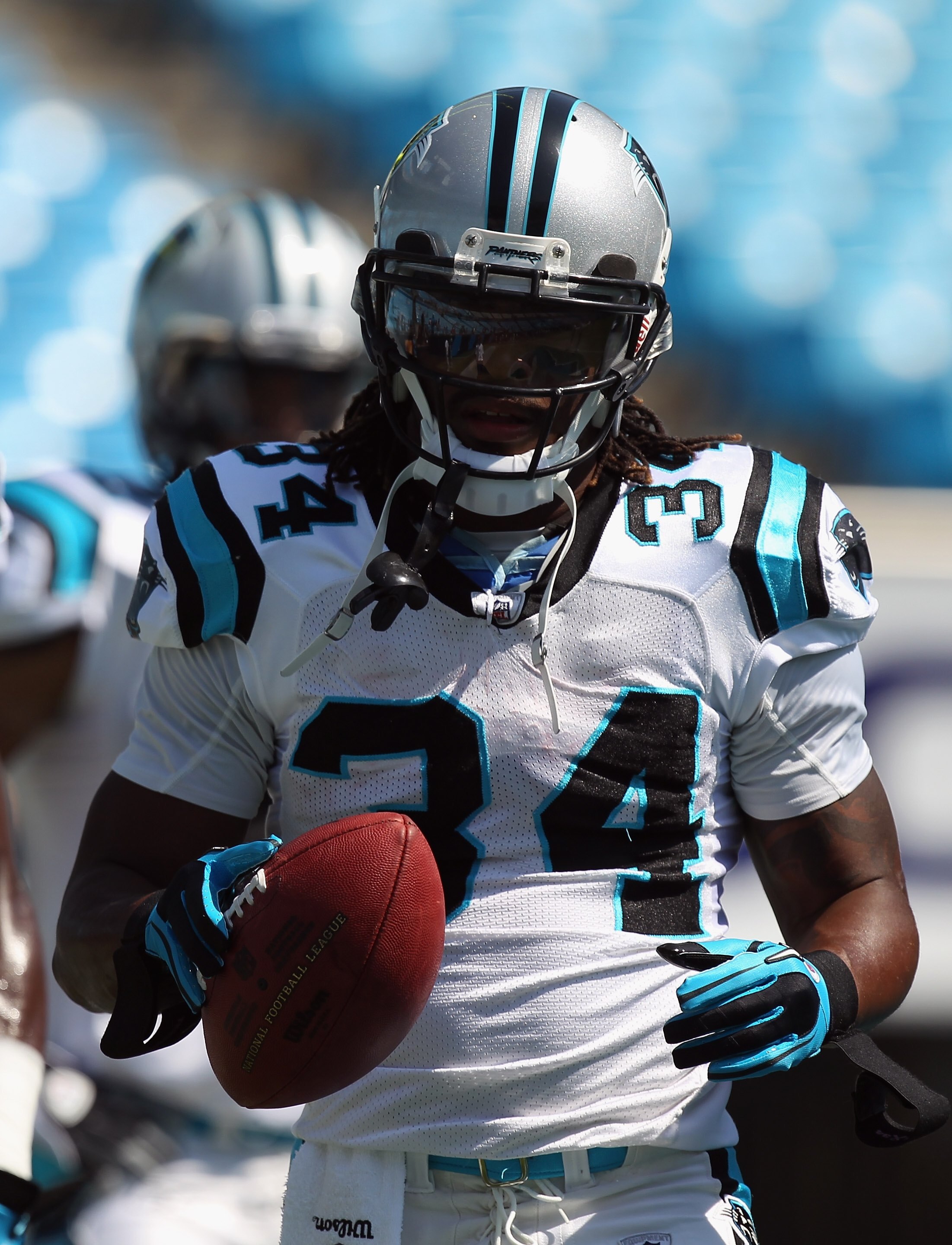 CHARLOTTE, NC - SEPTEMBER 19:  DeAngelo Williams #34 of the Carolina Panthers during their game at Bank of America Stadium on September 19, 2010 in Charlotte, North Carolina.  (Photo by Streeter Lecka/Getty Images)