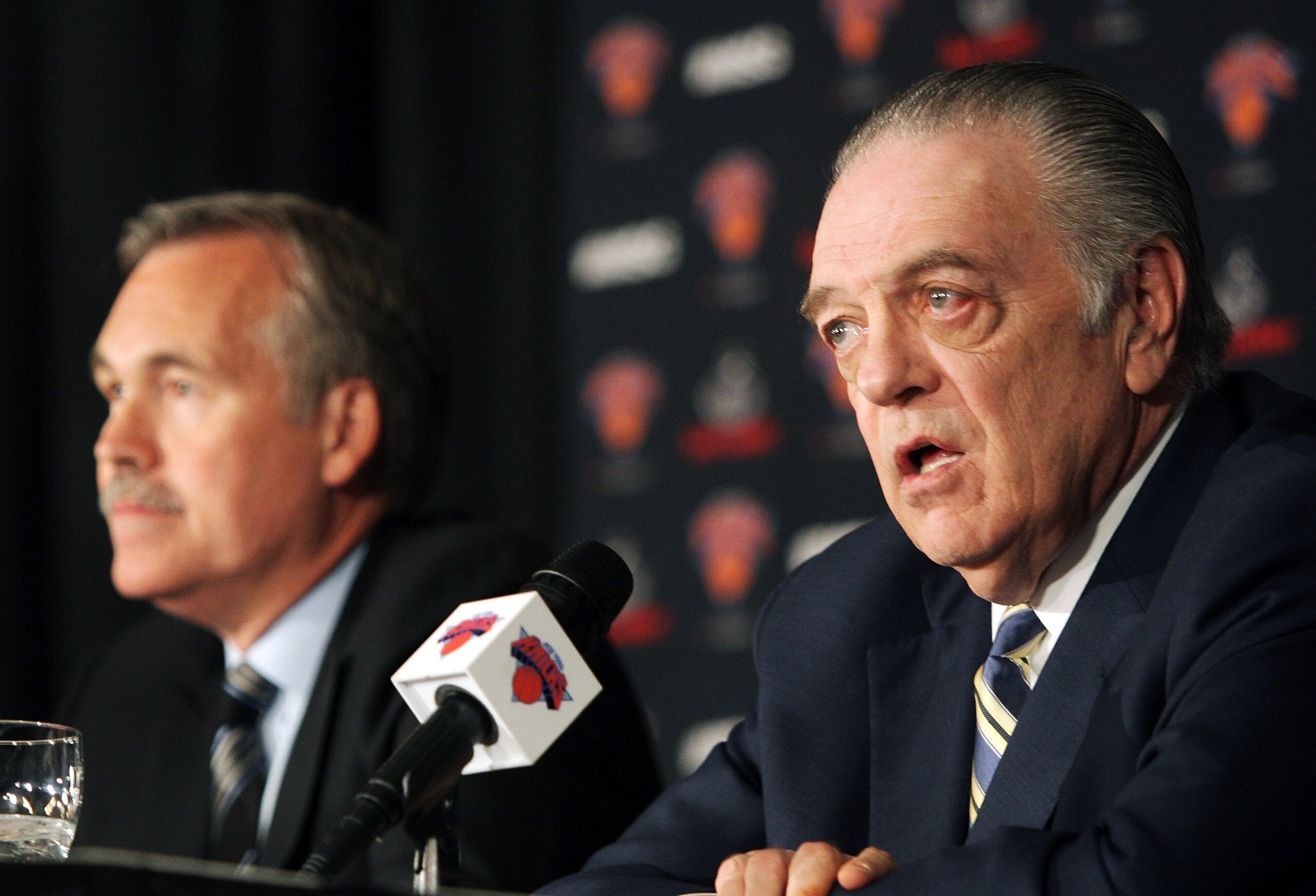 NEW YORK - MAY 13: team president Donnie Walsh (R) speaks to the media as New head coach of the New York Knicks Mike D'Antoni (L)  looks on during a press conference on May 13, 2008 at Madison Square Garden in New York City. NOTE TO USER: User expressly a