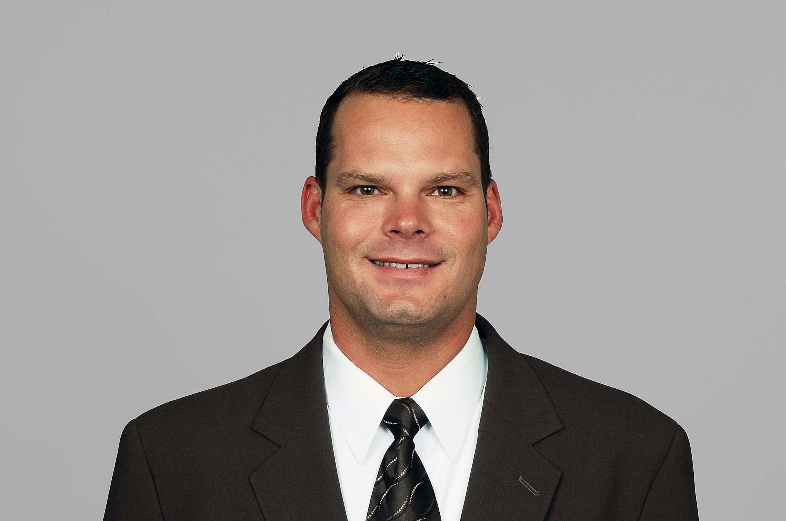 PHILADELPHIA - 2009: Tom Heckert of the Philadelphia Eagles poses for his 2009 NFL headshot at photo day in Philadelphia, Pennsylvania. (Photo by NFL Photos) PHILADELPHIA - 2009: Tom Heckert of the Philadelphia Eagles poses for his 2009 NFL headshot at photo day in Philadelphia, Pennsylvania. (Photo by NFL Photos)