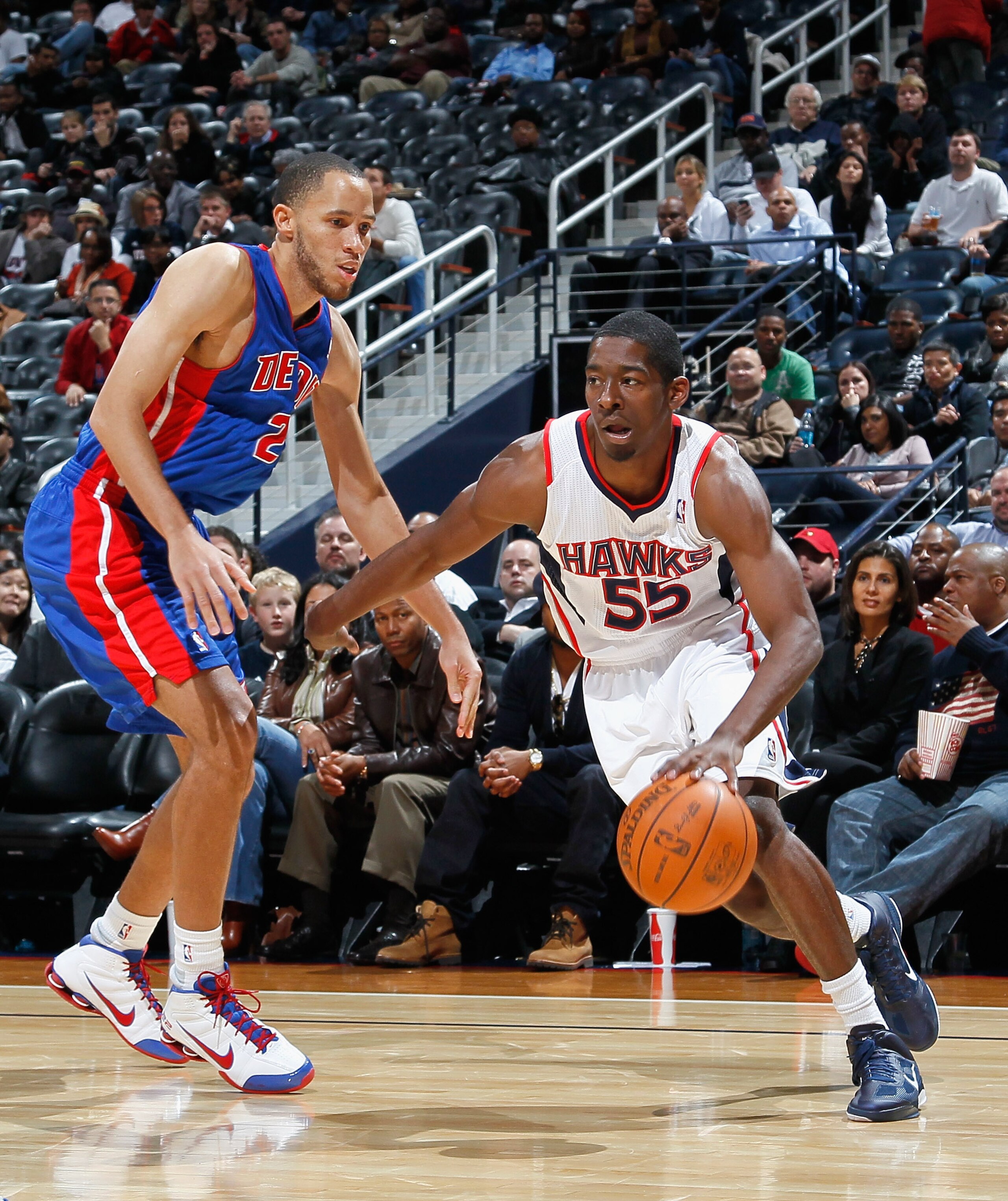 ATLANTA - NOVEMBER 03: Jordan Crawford #55 of the Atlanta Hawks against Tayshaun Prince #22 of the Detroit Pistons at Philips Arena on November 3, 2010 in Atlanta, Georgia. NOTE TO USER: User expressly acknowledges and agrees that, by downloading and/or ATLANTA - NOVEMBER 03: Jordan Crawford #55 of the Atlanta Hawks against Tayshaun Prince #22 of the Detroit Pistons at Philips Arena on November 3, 2010 in Atlanta, Georgia. NOTE TO USER: User expressly acknowledges and agrees that, by downloading and/or