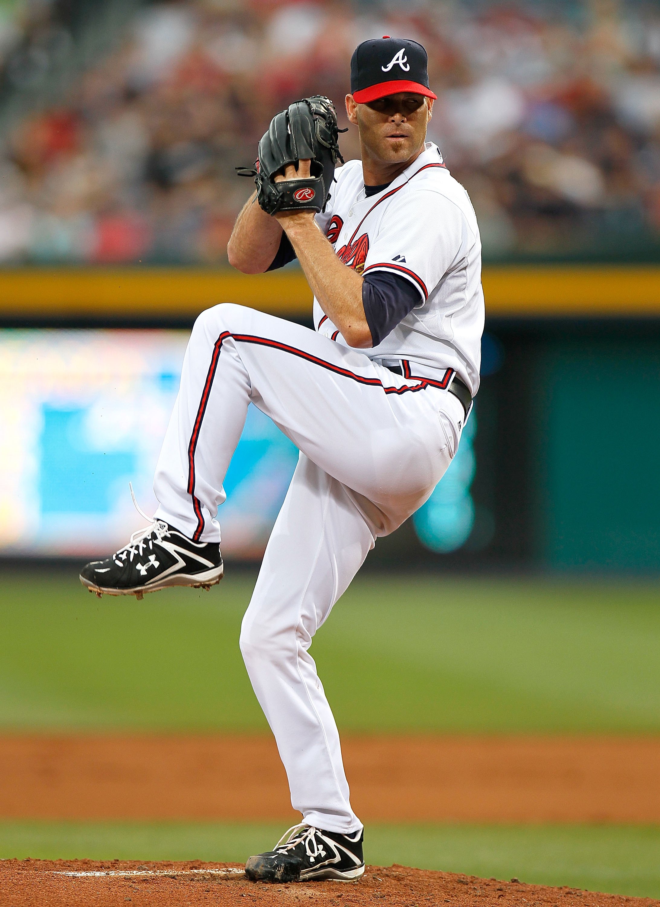 ATLANTA - JUNE 17:  Tim Hudson #15 of the Atlanta Braves against the Tampa Bay Rays at Turner Field on June 17, 2010 in Atlanta, Georgia.  (Photo by Kevin C. Cox/Getty Images)