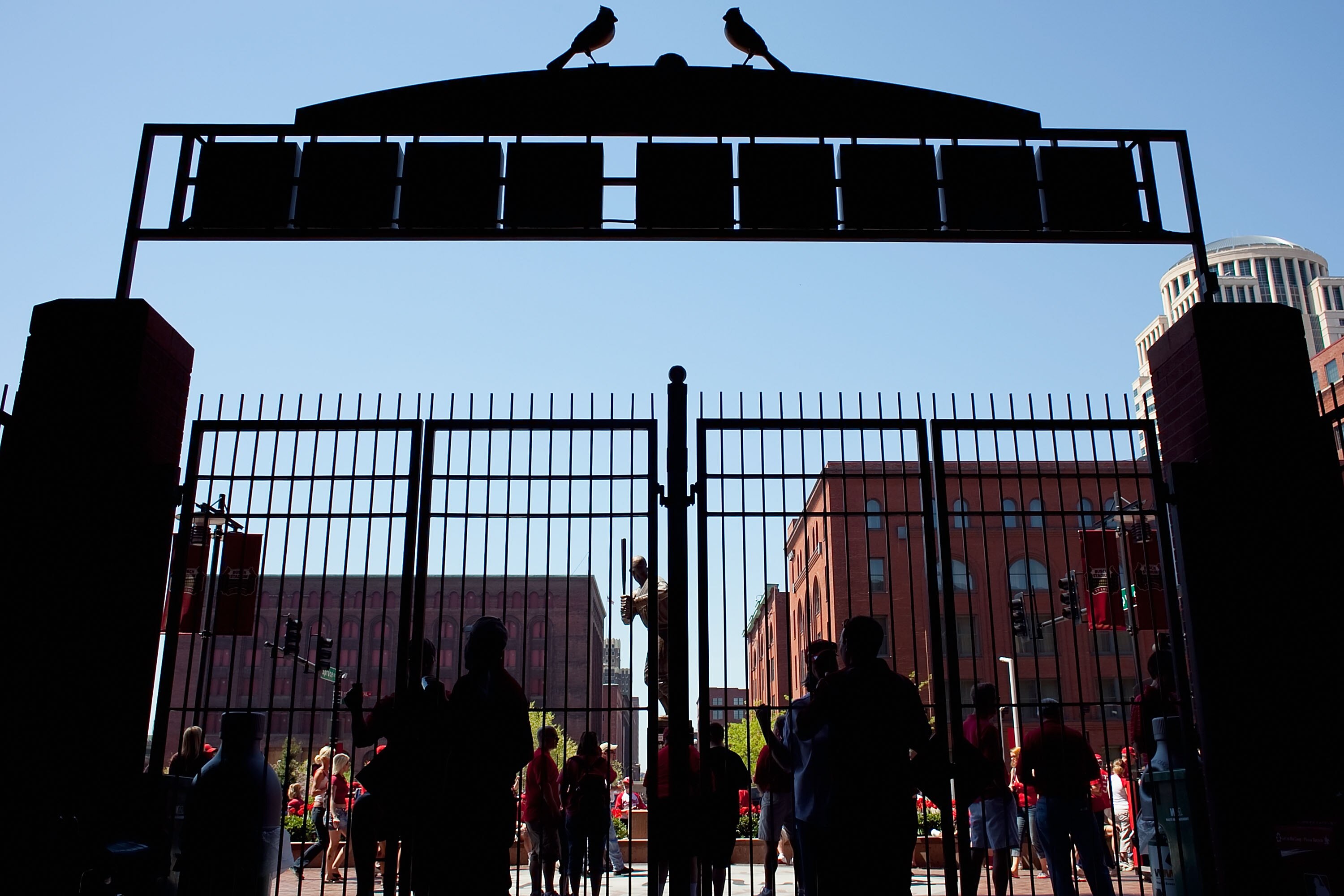 ST. LOUIS, MO - APRIL 12: Fans wait outside Busch Stadium prior to the St. Louis Cardinals playing against the Houston Astros in the home opener at Busch Stadium on April 12, 2010 in St. Louis, Missouri.  (Photo by Dilip Vishwanat/Getty Images)