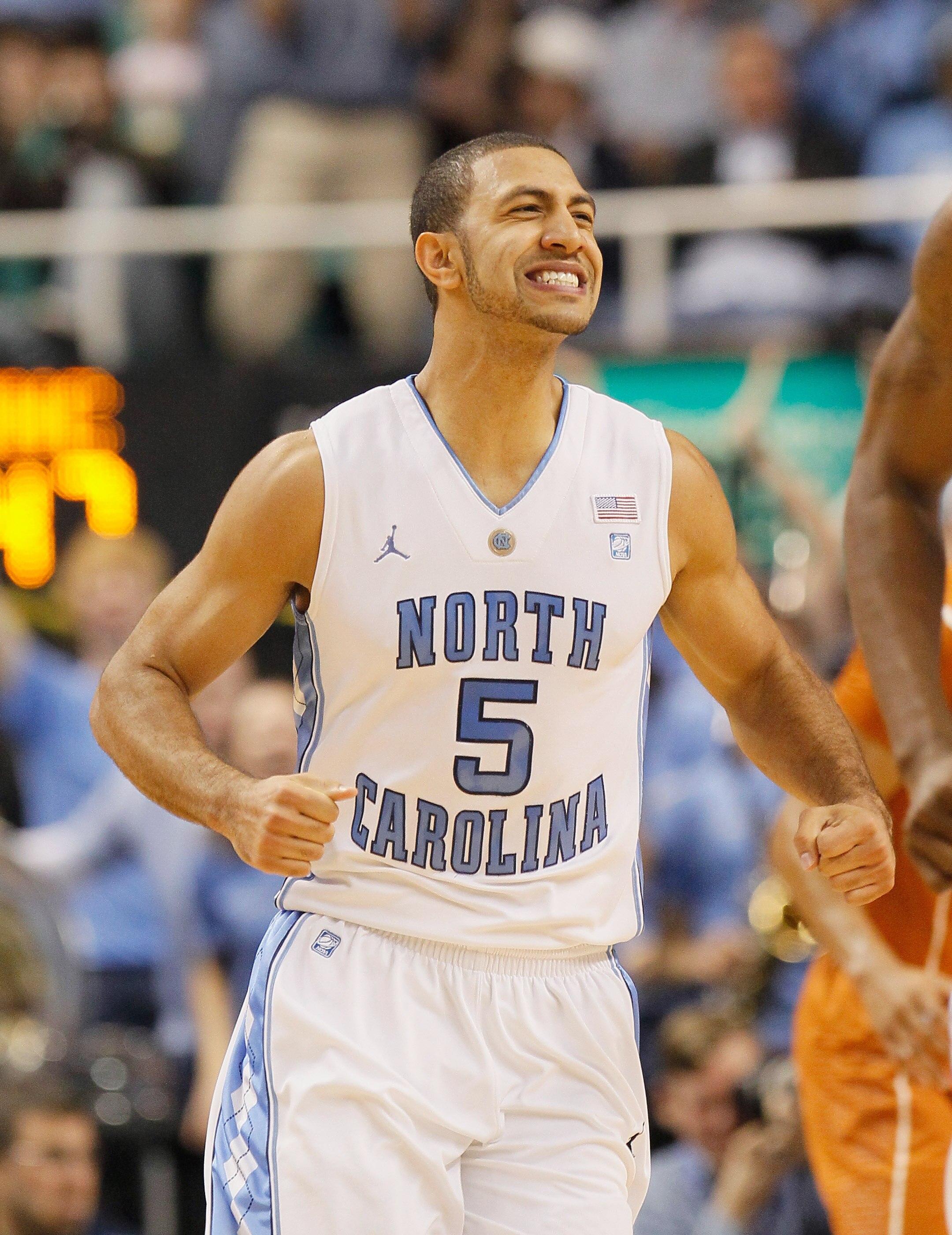 GREENSBORO, NC - DECEMBER 18:  Kendall Marshall #5 of the North Carolina Tar Heels against the Texas Longhorns at Greensboro Coliseum on December 18, 2010 in Greensboro, North Carolina.  (Photo by Kevin C. Cox/Getty Images)