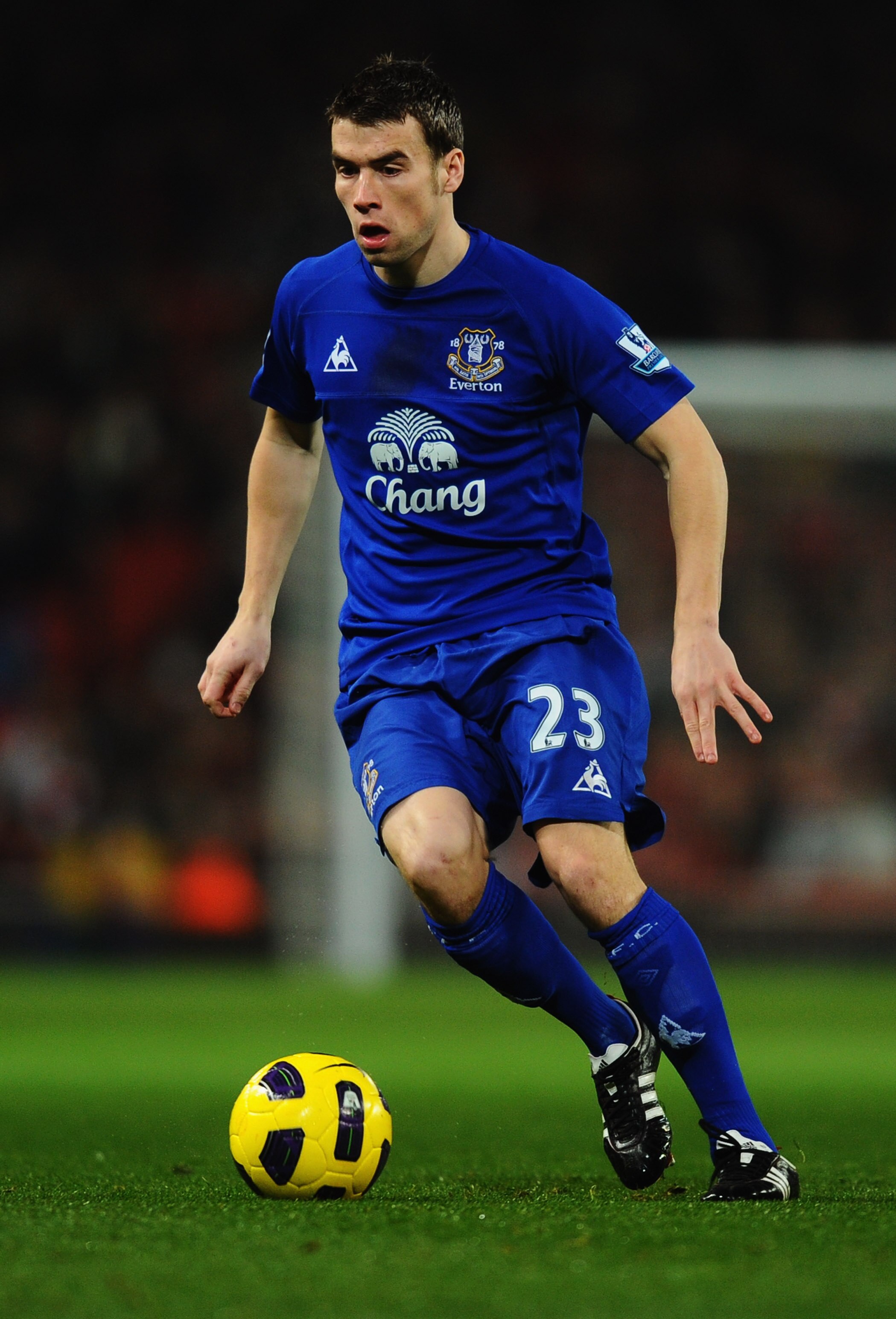 LONDON, ENGLAND - FEBRUARY 01:  Seamus Coleman of Everton in action during the Barclays Premier League match between Arsenal and Everton at the Emirates Stadium on February 1, 2011 in London, England.  (Photo by Mike Hewitt/Getty Images)