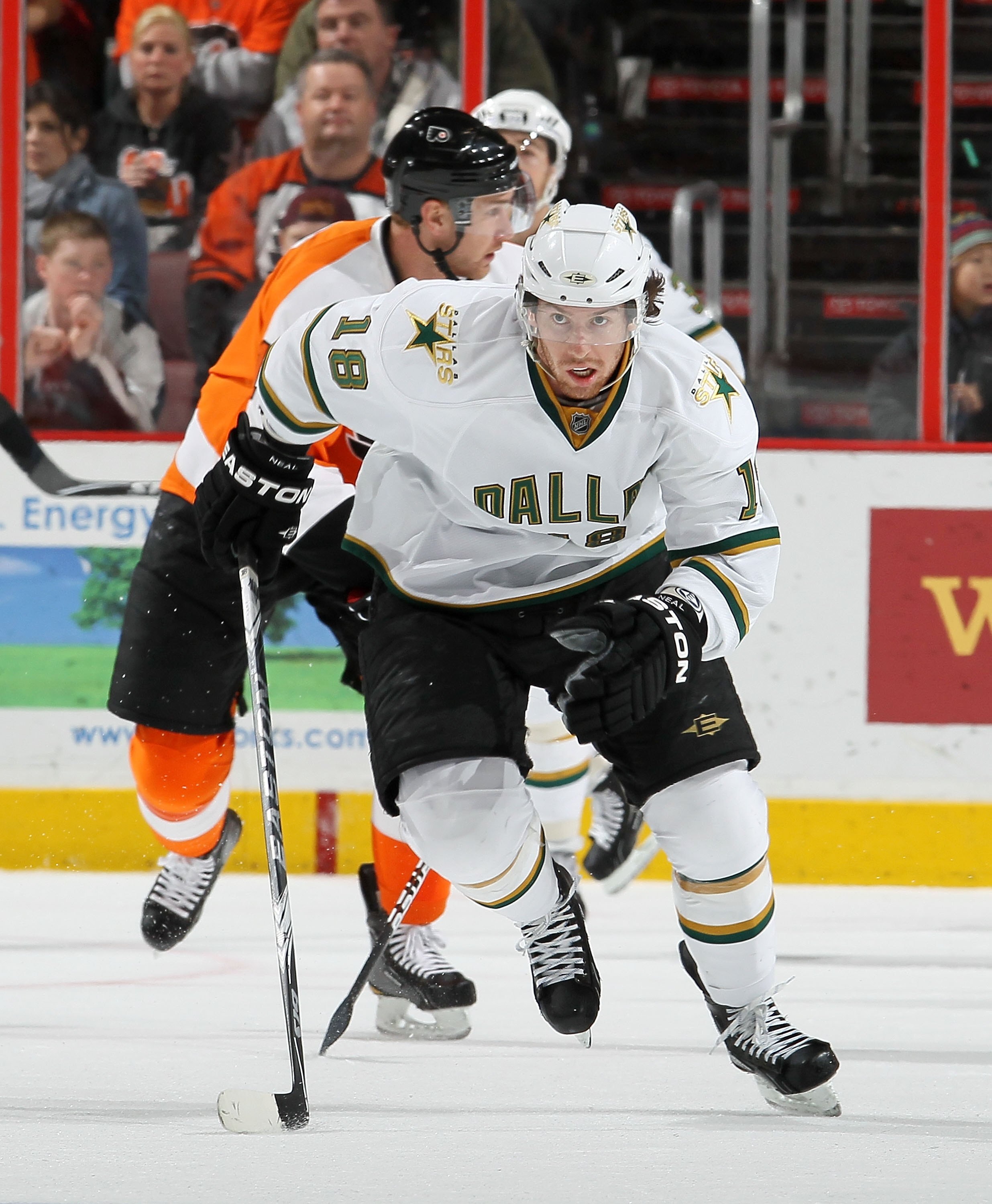 PHILADELPHIA, PA - FEBRUARY 05:  James Neal #18 of the Dallas Stars skates against the Philadelphia Flyers on February 5, 2011 at Wells Fargo Center in Philadelphia, Pennsylvania. The Flyers defeated the Stars 3-1.  (Photo by Jim McIsaac/Getty Images)