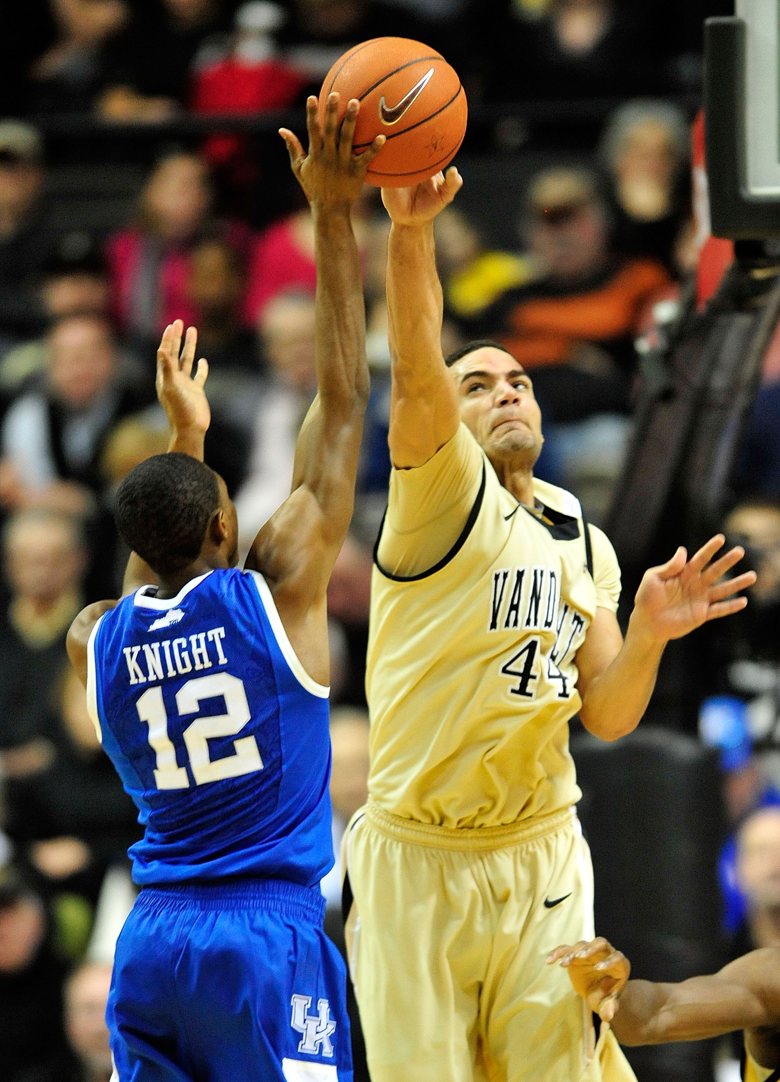 NASHVILLE, TN - FEBRUARY 12: Jeffery Taylor #44 of the Vanderbilt Commodores blocks a three-point shot by Terrence Jones #12 of the Kentucky Wildcats at Memorial Gym on February 12, 2011 in Nashville, Tennessee. Vanderbilt won 81-77. (Photo by Grant Hal NASHVILLE, TN - FEBRUARY 12: Jeffery Taylor #44 of the Vanderbilt Commodores blocks a three-point shot by Terrence Jones #12 of the Kentucky Wildcats at Memorial Gym on February 12, 2011 in Nashville, Tennessee. Vanderbilt won 81-77. (Photo by Grant Hal