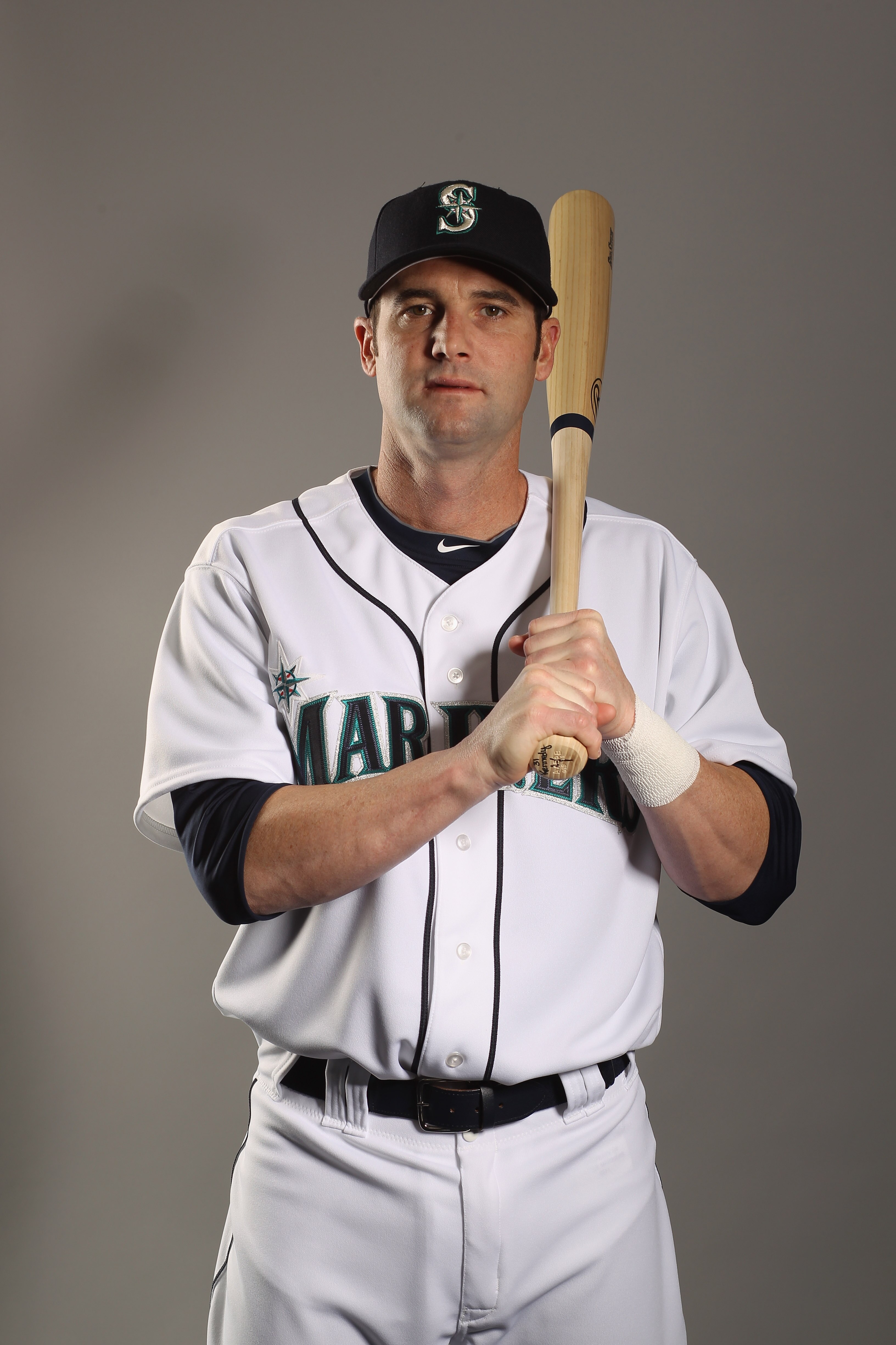 PEORIA, AZ - FEBRUARY 20:  Adam Kennedy #4 of the Seattle Mariners poses for a portrait at the Peoria Sports Complex on February 20, 2011 in Peoria, Arizona.  (Photo by Ezra Shaw/Getty Images)