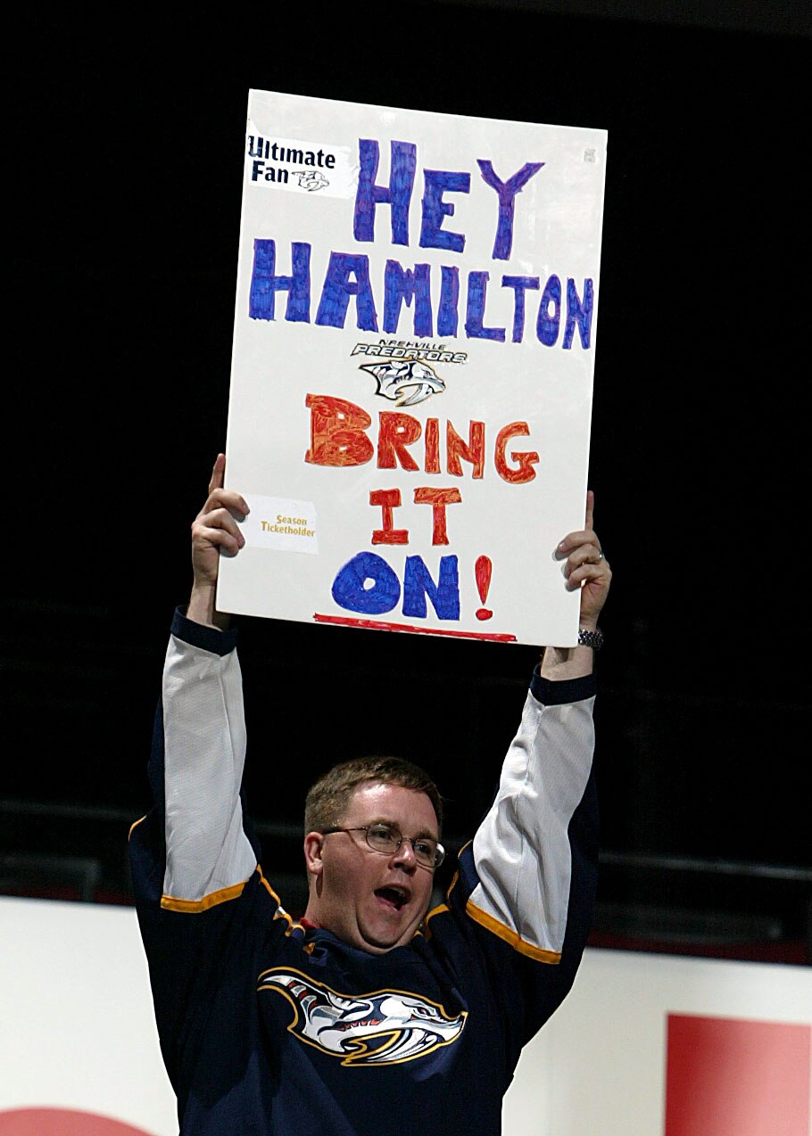 COLUMBUS, OH - JUNE 22:  A Nashville Predators fan hold up a sign during the first round of the 2007 NHL Entry Draft at Nationwide Arena on June 22, 2007 in Columbus, Ohio.  (Photo by Dave Sandford/Getty Images)