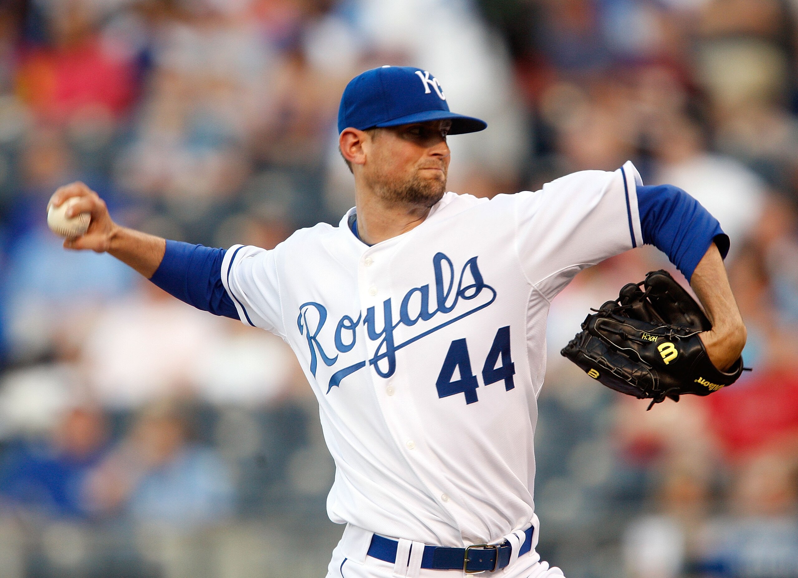 KANSAS CITY, MO - JUNE 12:  Starting pitcher Luke Hochevar #44 of the Kansas City Royals pitches during the game against the Cincinnati Reds on June 12, 2009 at Kauffman Stadium in Kansas City, Missouri.  (Photo by Jamie Squire/Getty Images)