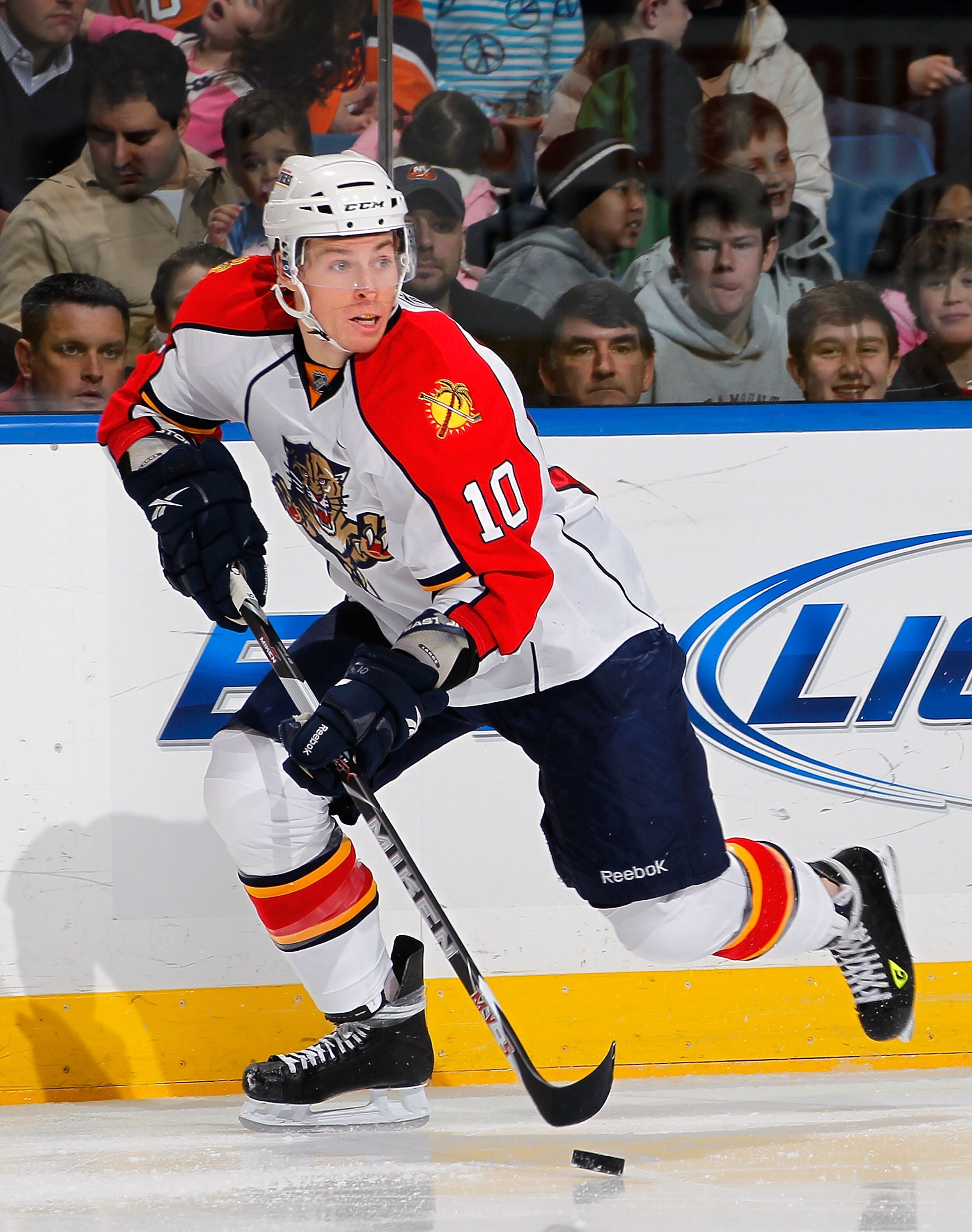 UNIONDALE, NY - FEBRUARY 21:  David Booth #10 of the Florida Panthers skates during an NHL hockey game against the New York Islanders at the Nassau Coliseum on February 21, 2011 in Uniondale, New York.  (Photo by Paul Bereswill/Getty Images)