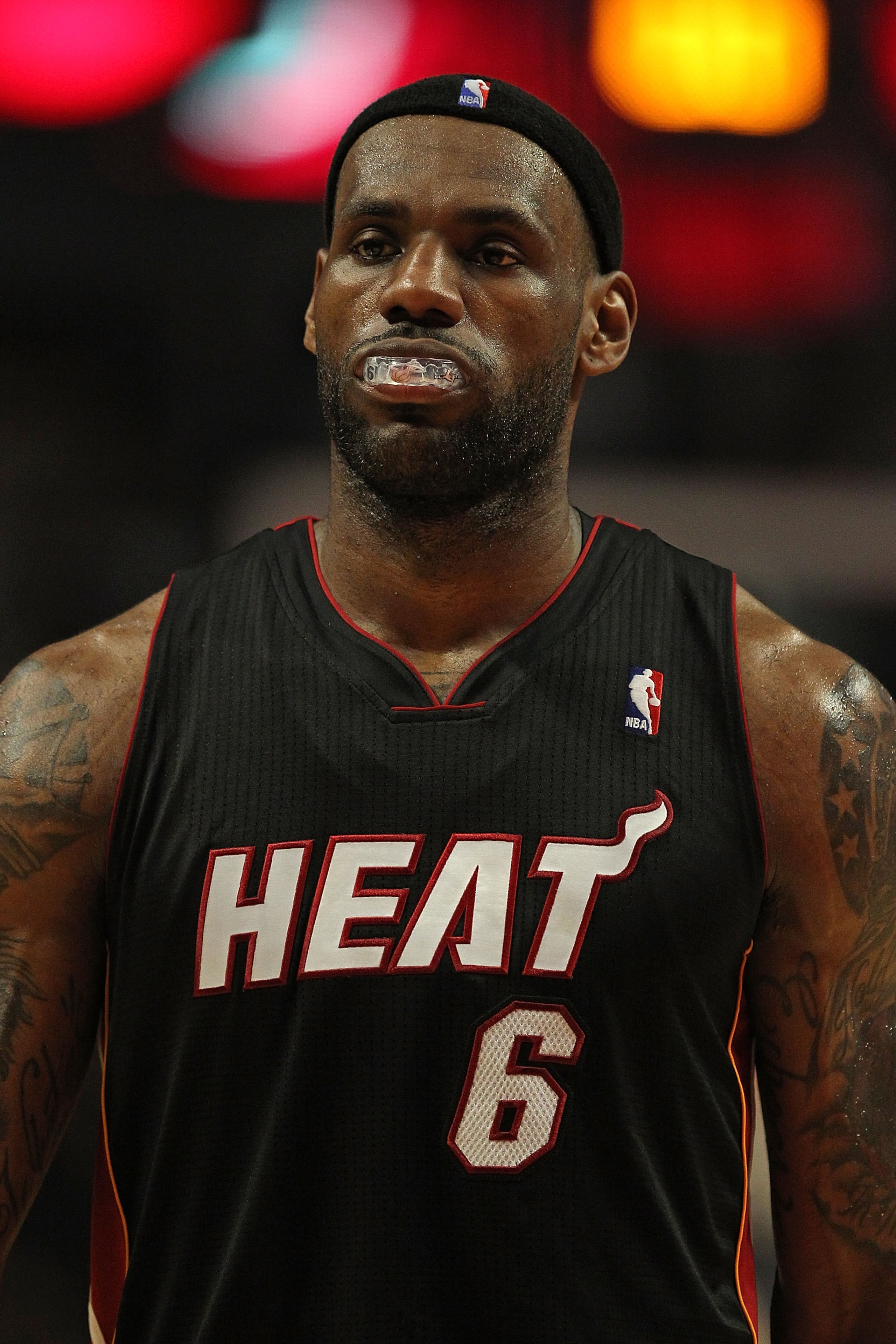 CHICAGO, IL - FEBRUARY 24: LeBron James #6 of the Miami Heat walks off of the court after a loss to the Chicago Bulls at the United Center on February 24, 2011 in Chicago, Illinois. The Bulls defeated the Heat 93-89. NOTE TO USER: User expressly acknowled