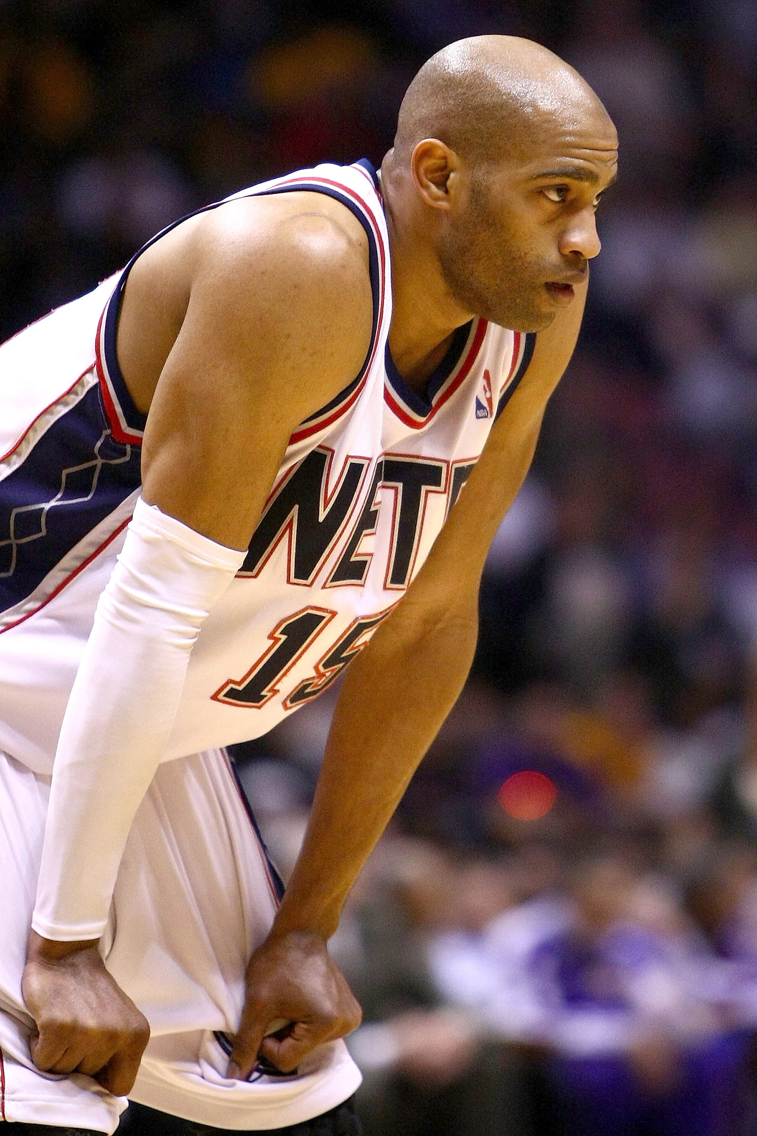 EAST RUTHERFORD, NJ - MARCH 27: Vince Carter #15 of the New Jersey Nets watches on against the Los Angeles Lakers during their game on March 27, 2009 at the Izod Center in East Rutherford, New Jersey. NOTE TO USER: User expressly acknowledges and agrees EAST RUTHERFORD, NJ - MARCH 27: Vince Carter #15 of the New Jersey Nets watches on against the Los Angeles Lakers during their game on March 27, 2009 at the Izod Center in East Rutherford, New Jersey. NOTE TO USER: User expressly acknowledges and agrees