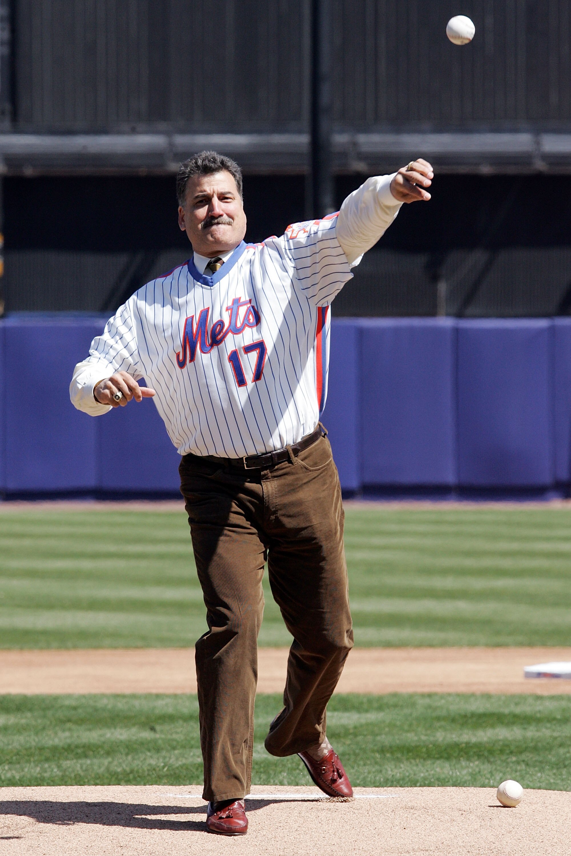 NEW YORK - APRIL 09:  Former New York Mets Keith Hernandez throws out the first pitch before a game against the Philadelphia Phillies during the home opener at Shea Stadium on April 9, 2007 in the Flushing neighborhood of the Queens borough of New York Ci