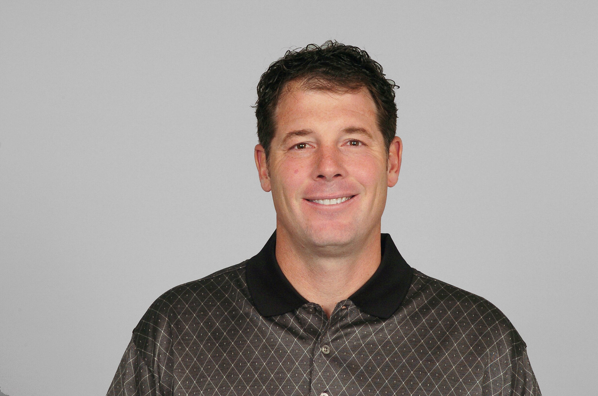 PHILADELPHIA - 2005:  Pat Shurmur of the Philadelphia Eagles poses for his 2005 NFL headshot at photo day in Philadelphia, Pennsylvania.  (Photo by Getty Images)