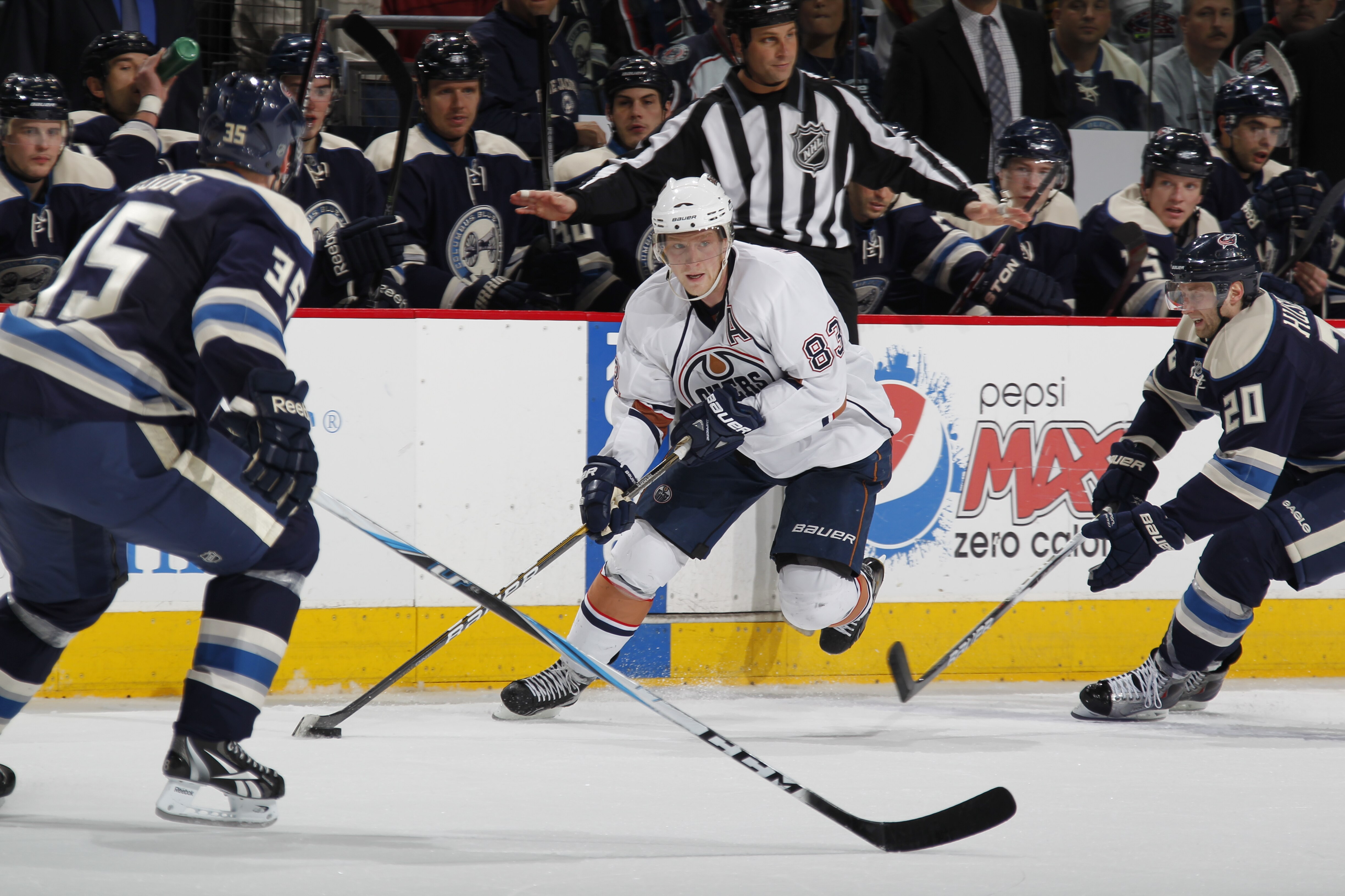 COLUMBUS, OH - FEBRUARY 05: Ales Hemsky #83 of the Edmonton Oilers skates with the puck against the Columbus Blue Jackets at Nationwide Arena on February 5, 2011 in Columbus, Ohio.  (Photo by Gregory Shamus/Getty Images)