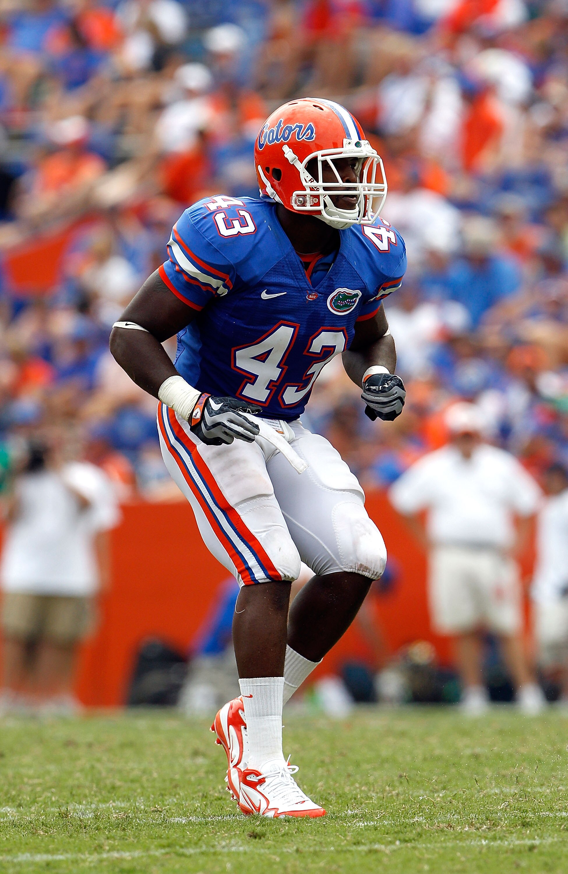 GAINESVILLE, FL - SEPTEMBER 04:  Jelani Jenkins #43 of the Florida Gators plays defense against the Miami University RedHawks at Ben Hill Griffin Stadium on September 4, 2010 in Gainesville, Florida.  (Photo by Sam Greenwood/Getty Images)