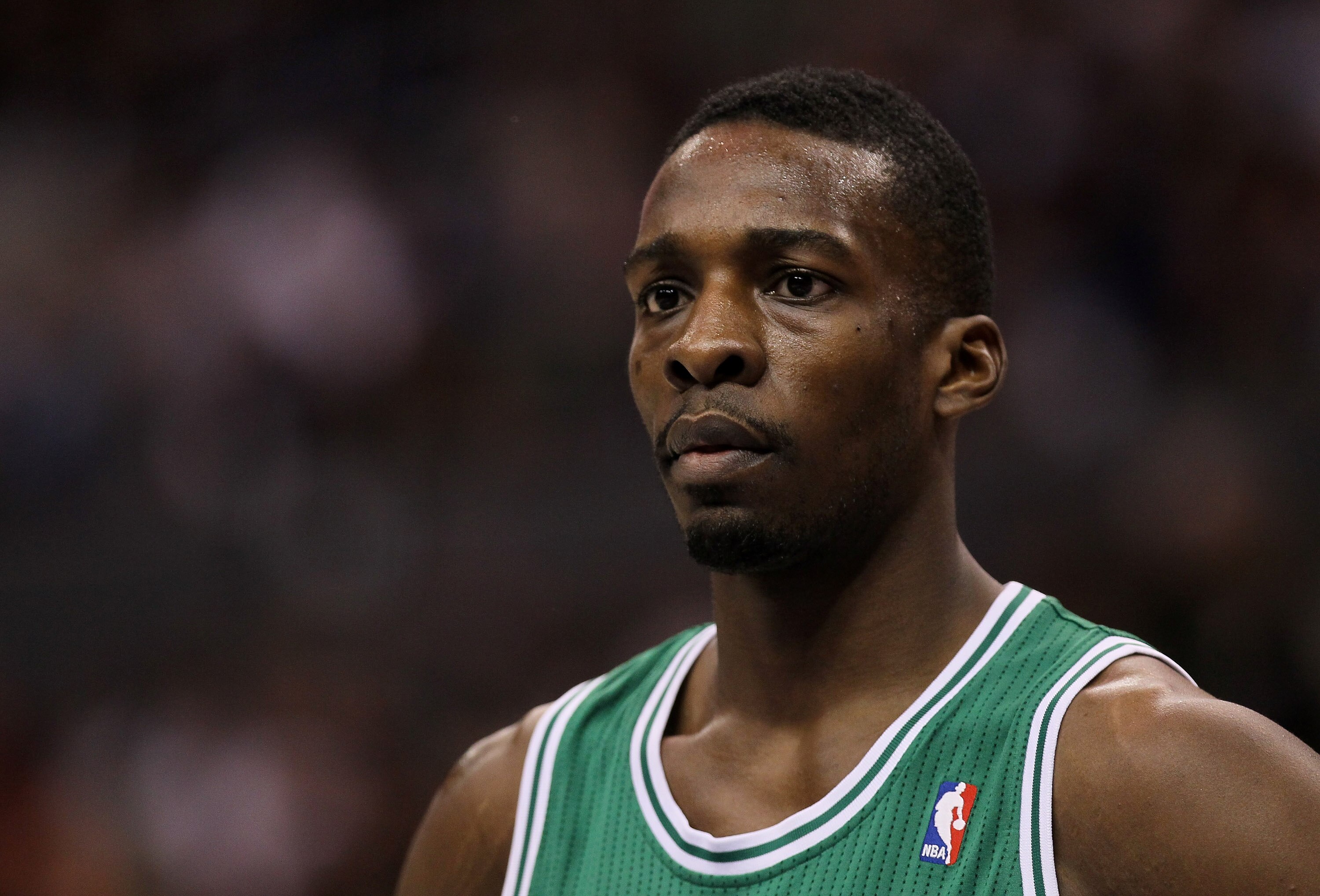 LOS ANGELES, CA - FEBRUARY 26: Jeff Green #8 of the Boston Celtics stands on the court during the game with the Los Angeles Clippers at Staples Center on February 26, 2011 in Los Angeles, California. The Celtics won 99-92. NOTE TO USER: User expressl LOS ANGELES, CA - FEBRUARY 26: Jeff Green #8 of the Boston Celtics stands on the court during the game with the Los Angeles Clippers at Staples Center on February 26, 2011 in Los Angeles, California. The Celtics won 99-92. NOTE TO USER: User expressl