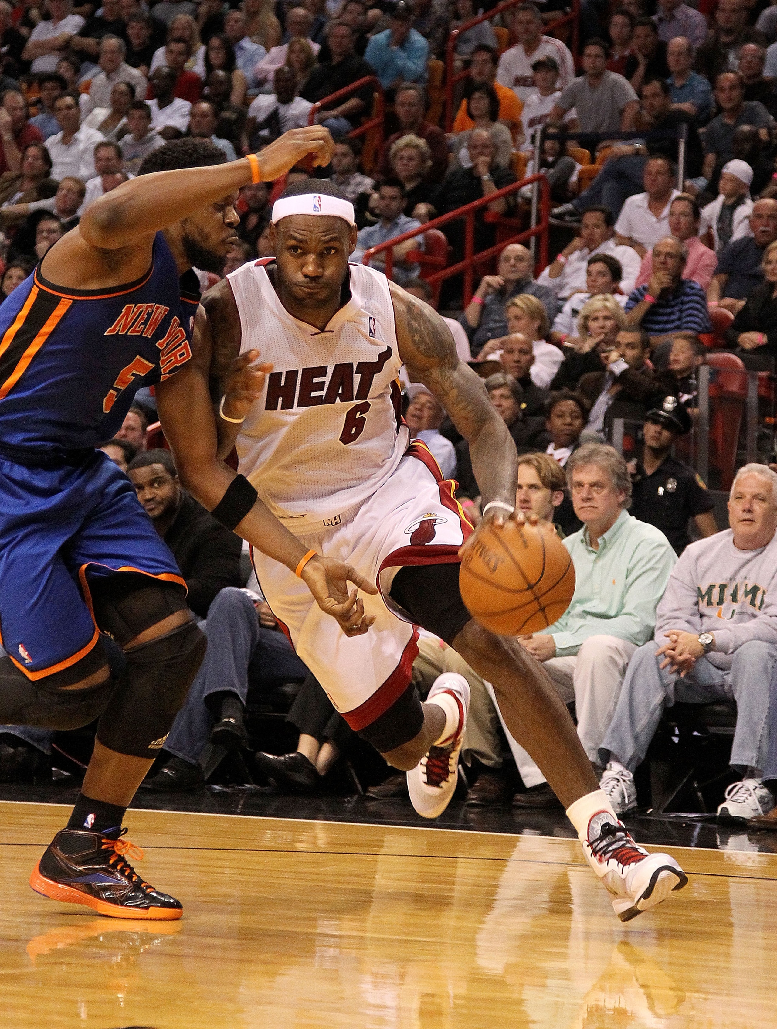 MIAMI, FL - FEBRUARY 27:  LeBron James #6 of the Miami Heat drives to the basket during a game against the New York Knicks at American Airlines Arena on February 27, 2011 in Miami, Florida. NOTE TO USER: User expressly acknowledges and agrees that, by dow