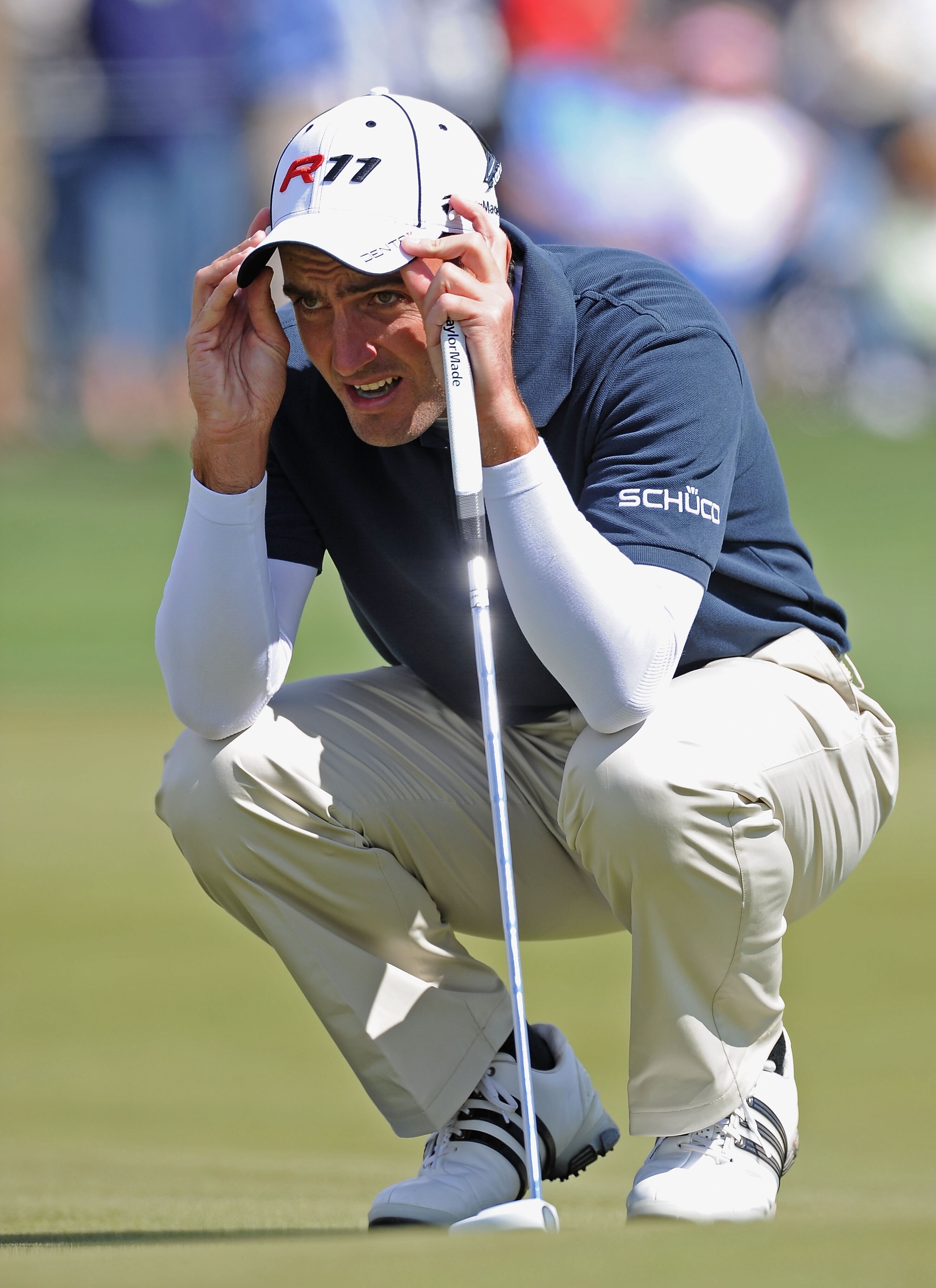 MARANA, AZ - FEBRUARY 24:  Edoardo Molinari of Italy lines up his putt on the 10th hole during the second round of the Accenture Match Play Championship at the Ritz-Carlton Golf Club on February 24, 2011 in Marana, Arizona.  (Photo by Stuart Franklin/Gett