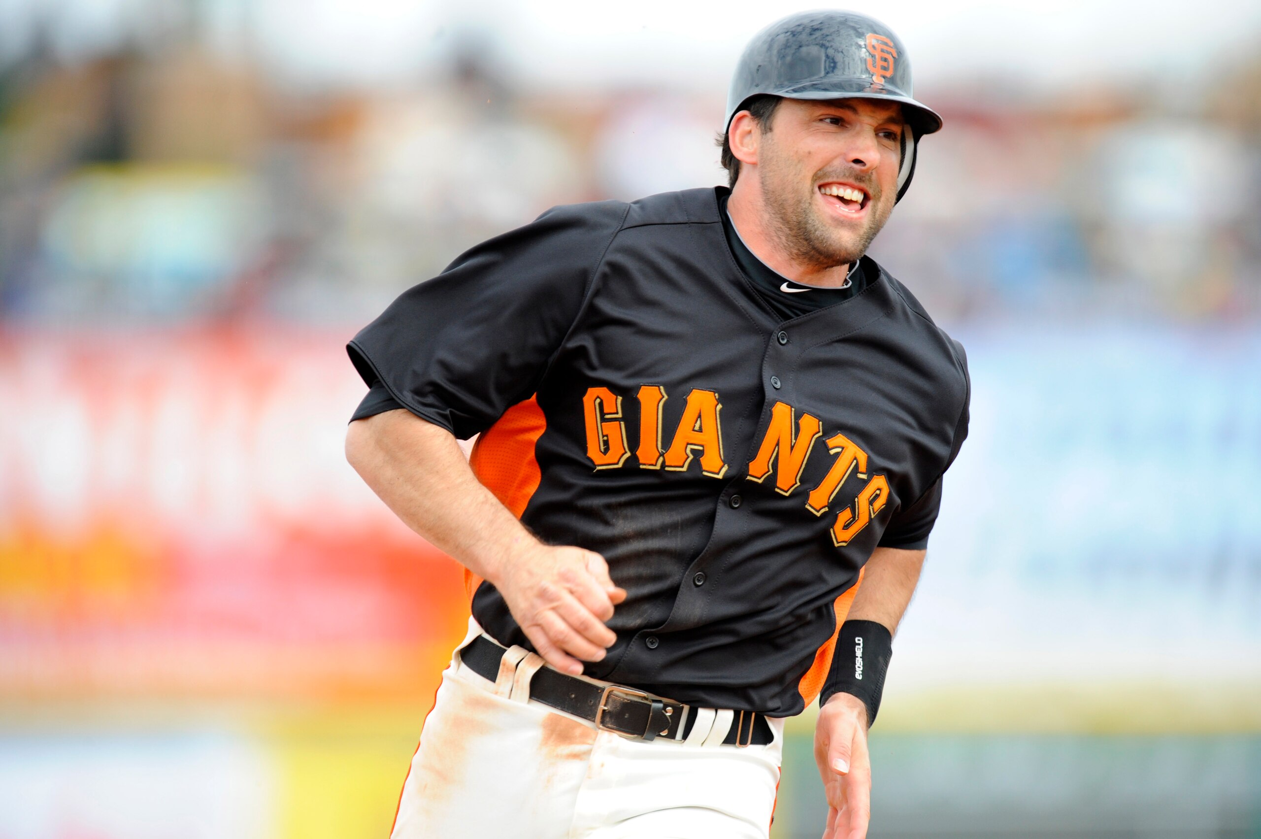 SCOTTSDALE, AZ - FEBRUARY 26: Mark DeRosa #7 of the San Francisco Giants runs the bases during a spring training game against the Los Angeles Dodgers at Scottsdale Stadium on February 26, 2011 in Scottsdale, Arizona. (Photo by Rob Tringali/Getty Images) SCOTTSDALE, AZ - FEBRUARY 26: Mark DeRosa #7 of the San Francisco Giants runs the bases during a spring training game against the Los Angeles Dodgers at Scottsdale Stadium on February 26, 2011 in Scottsdale, Arizona. (Photo by Rob Tringali/Getty Images)