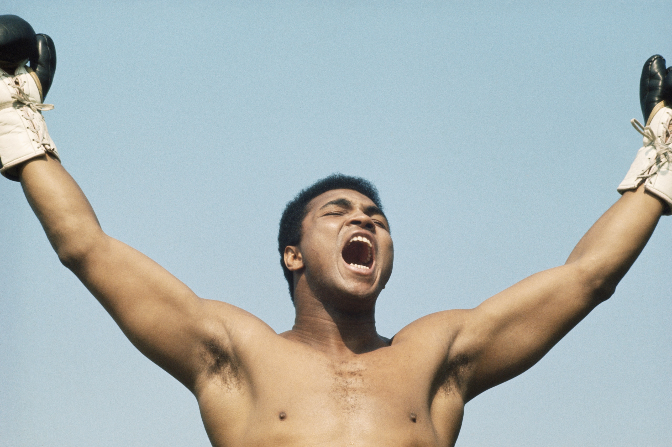 1972:  Muhammad Ali during training for his fight with Al 'Blue' Lewis held in Dublin, Republic of Ireland in 1972. (Photo by Getty Images)