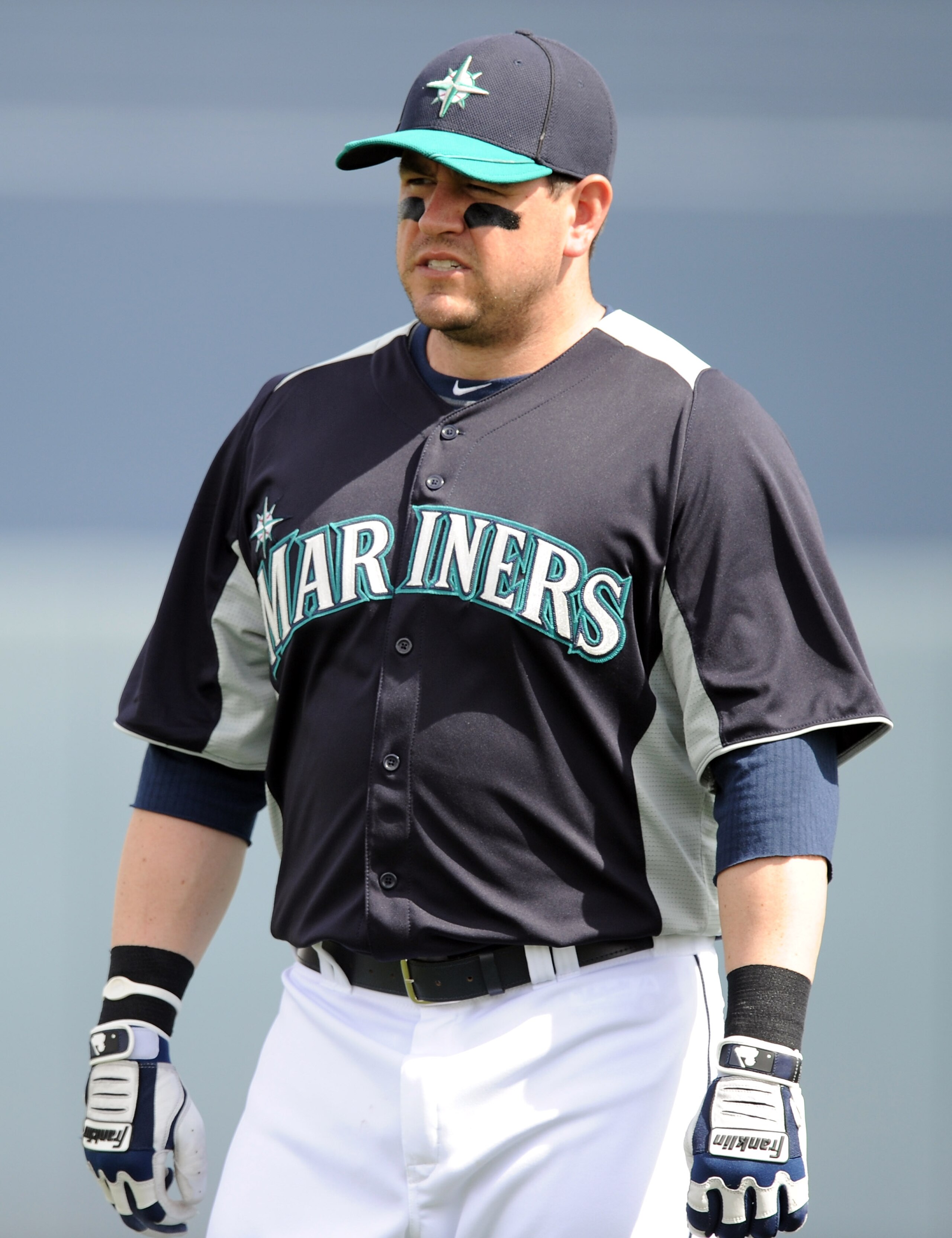 PEORIA, AZ - MARCH 01:  Jack Cust #29 of the Seattle Mariners warms up before the game against the Texas Rangers during spring training at Peoria Stadium on March 1, 2011 in Peoria, Arizona.  (Photo by Harry How/Getty Images)