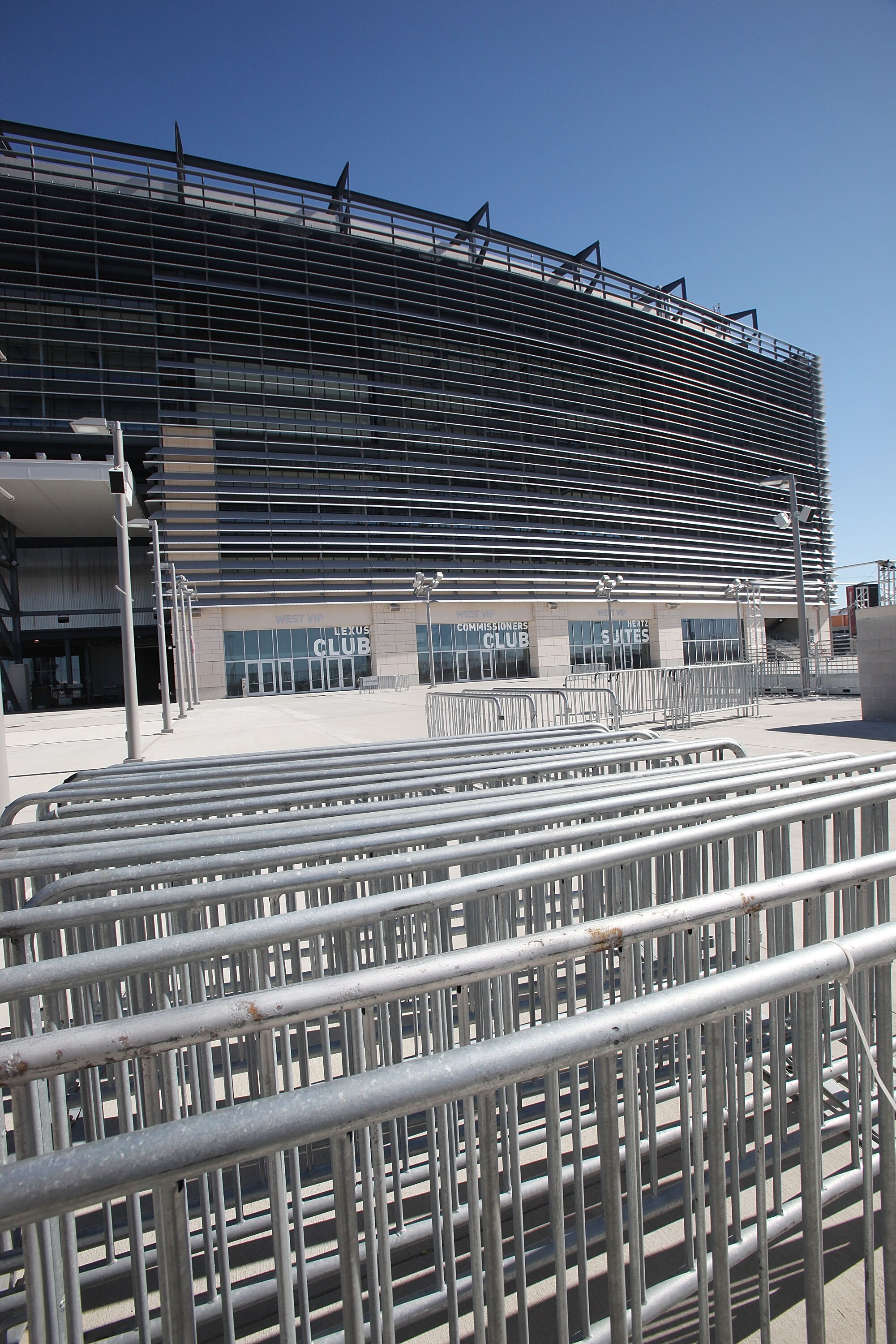 EAST RUTHERFORD, NJ - MARCH 03:  Gates sit outside of the New Meadowlands Stadium, home of the NFLÂs New York Jets and New York Giants, March 3, 2011 in East Rutherford, New Jersey. Last minute negotiations between the NFL owners and its players union are