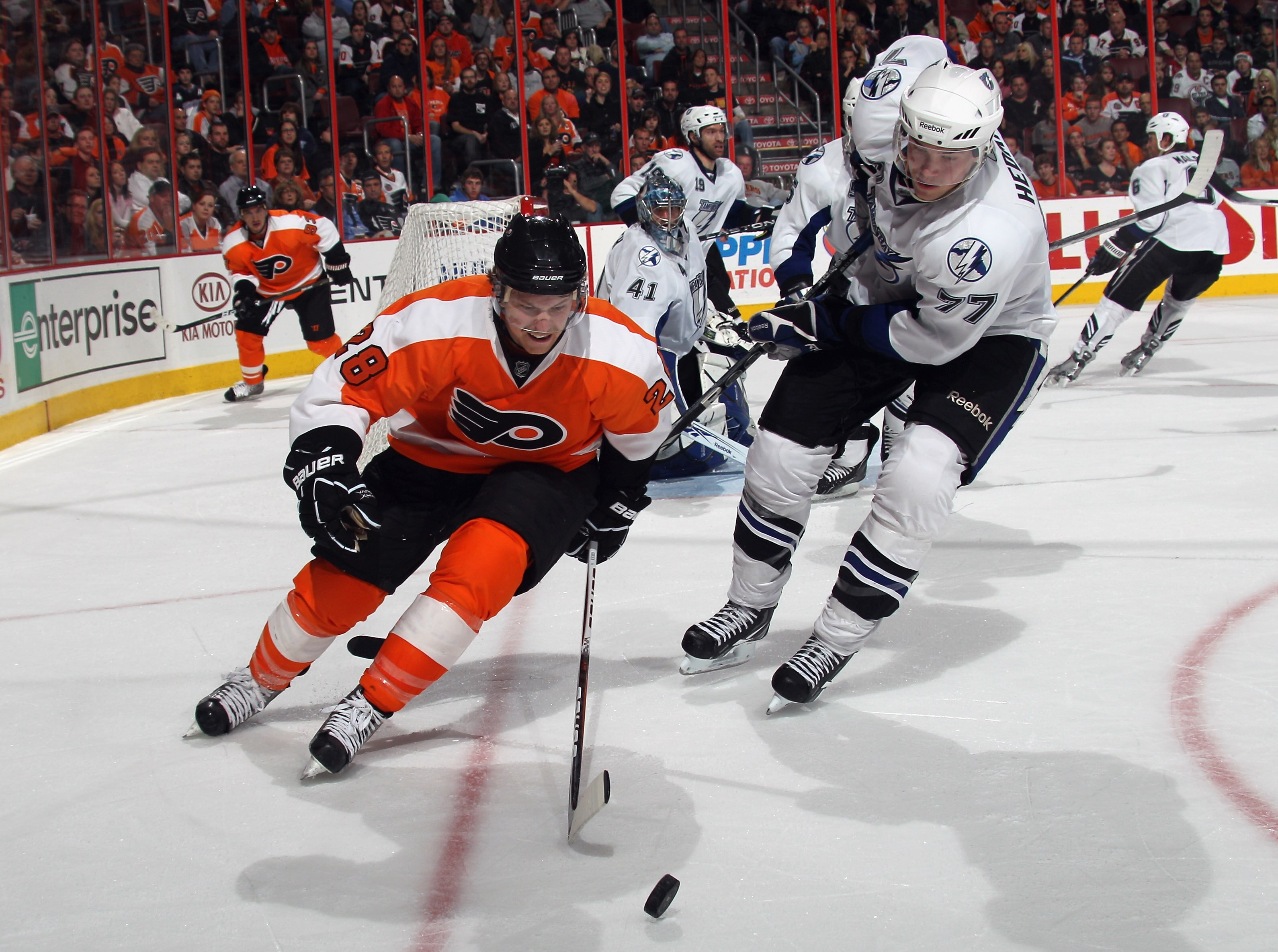 PHILADELPHIA - NOVEMBER 18: Claude Giroux #28 of the Philadelphia Flyers skates against Victor Hedman #77 of the Tampa Bay Lightning at the Wells Fargo Center on November 18, 2010 in Philadelphia, Pennsylvania. The Lightning defeated the Flyers 8-7. (Pho PHILADELPHIA - NOVEMBER 18: Claude Giroux #28 of the Philadelphia Flyers skates against Victor Hedman #77 of the Tampa Bay Lightning at the Wells Fargo Center on November 18, 2010 in Philadelphia, Pennsylvania. The Lightning defeated the Flyers 8-7. (Pho