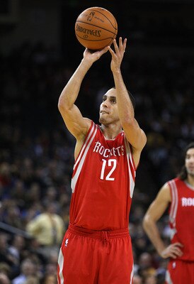 OAKLAND, CA - DECEMBER 20:  Kevin Martin #12 of the Houston Rockets in action against the Golden State Warriors at Oracle Arena on December 20, 2010 in Oakland, California. NOTE TO USER: User expressly acknowledges and agrees that, by downloading and or u