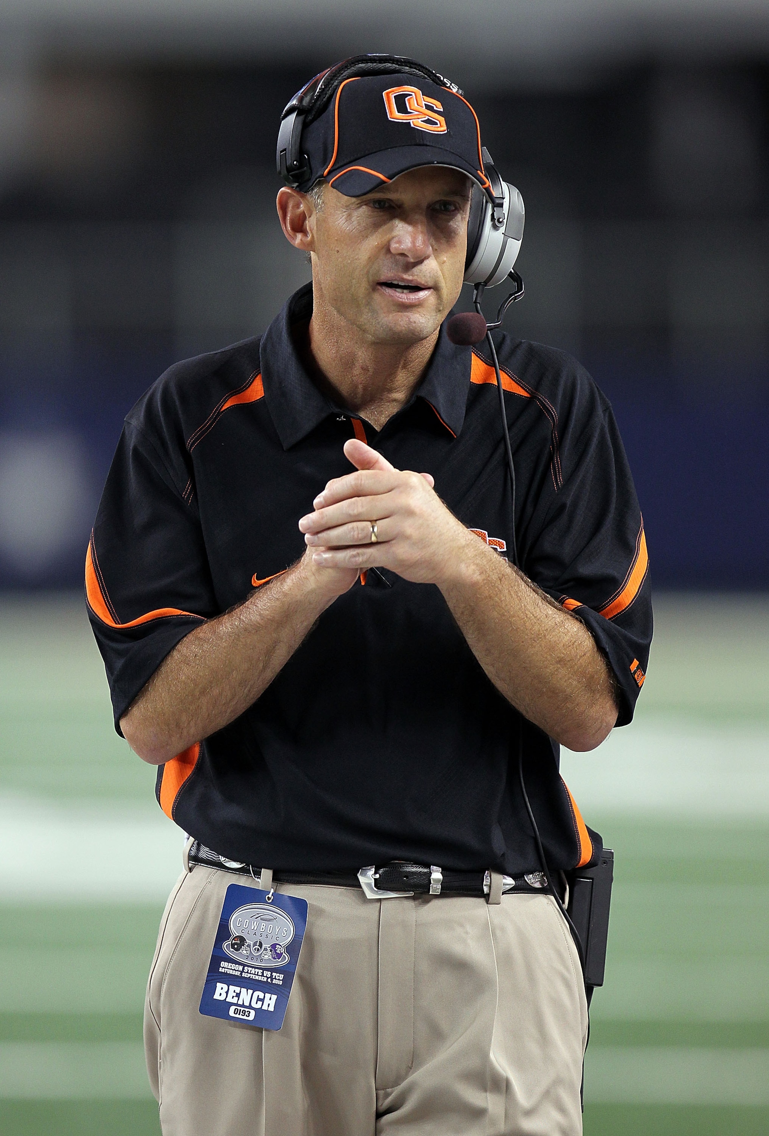 ARLINGTON, TX - SEPTEMBER 04:  Head coach Mike Riley of the Oregon State Beavers on the sidelines during play against the TCU Horned Frogs at Cowboys Stadium on September 4, 2010 in Arlington, Texas.  (Photo by Ronald Martinez/Getty Images)
