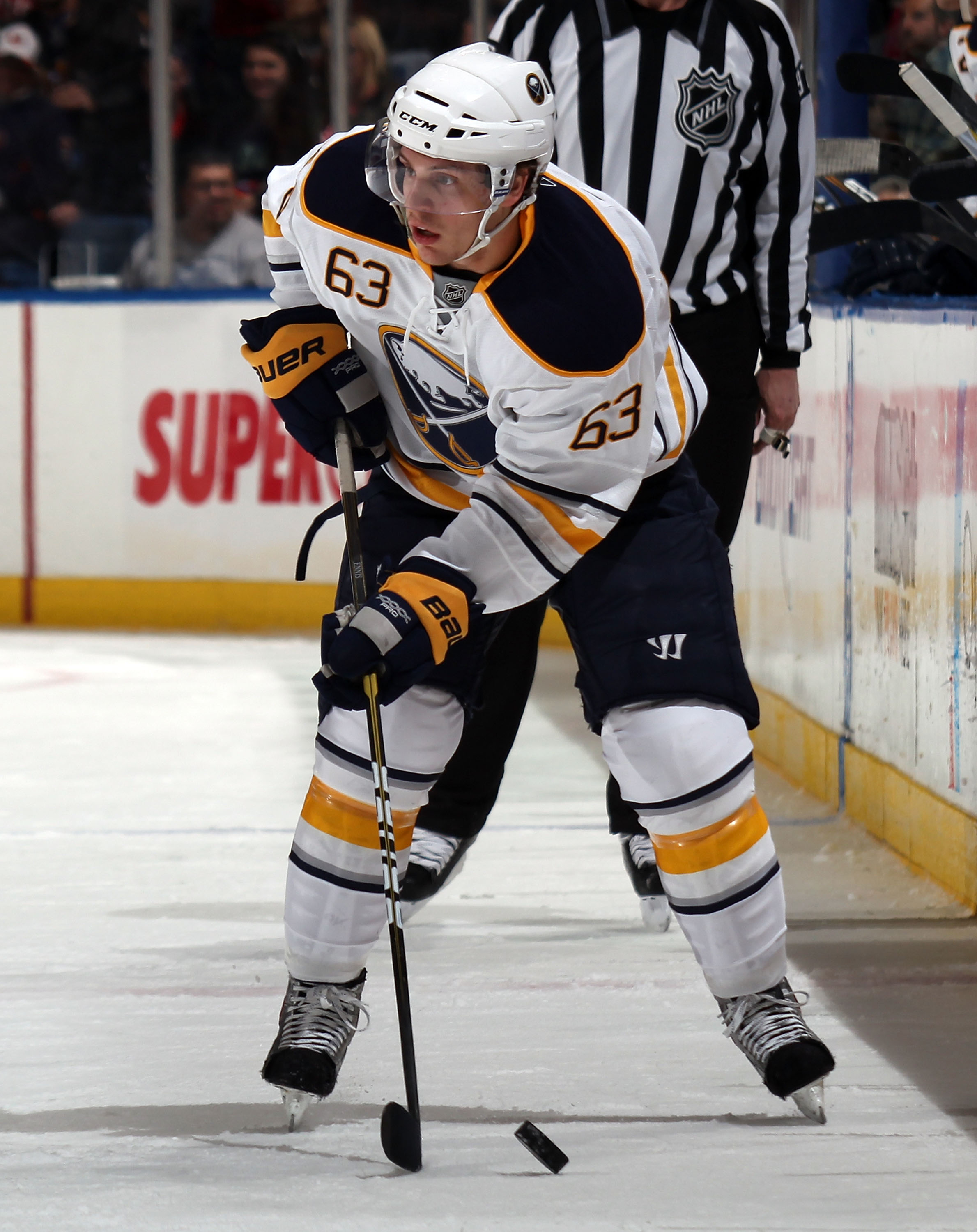 UNIONDALE, NY - JANUARY 15:  Tyler Ennis #63 of the Buffalo Sabres skates against the New York Islanders at the Nassau Coliseum on January 15, 2011 in Uniondale, New York. The Islanders won 5-3. (Photo by Bruce Bennett/Getty Images)