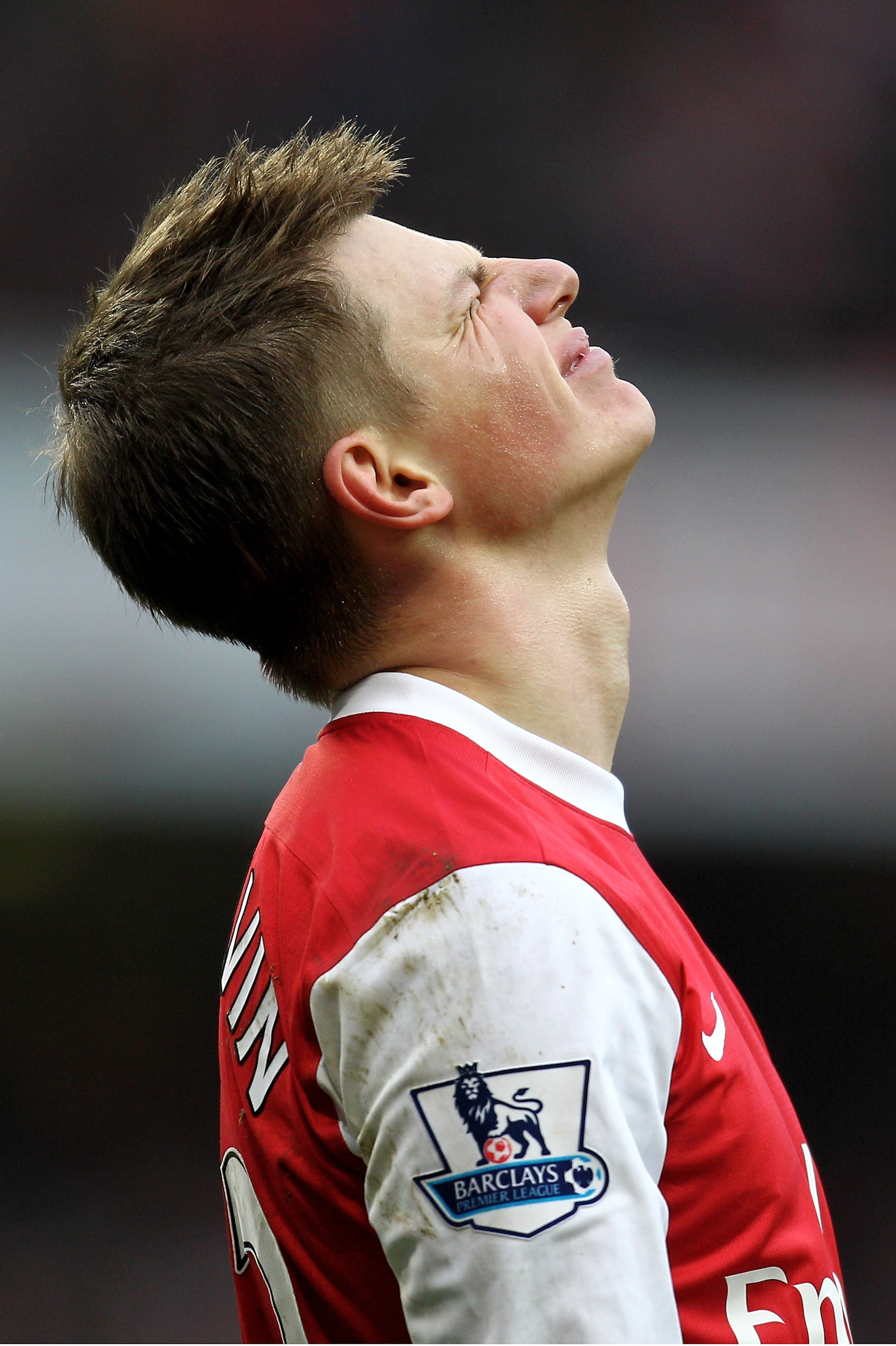 LONDON, ENGLAND - MARCH 05: Andrey Arshavin of Arsenal reacta during the Barclays Premier League match between Arsenal and Sunderland at Emirates Stadium on March 5, 2011 in London, England. (Photo by Paul Gilham/Getty Images) LONDON, ENGLAND - MARCH 05: Andrey Arshavin of Arsenal reacta during the Barclays Premier League match between Arsenal and Sunderland at Emirates Stadium on March 5, 2011 in London, England. (Photo by Paul Gilham/Getty Images)