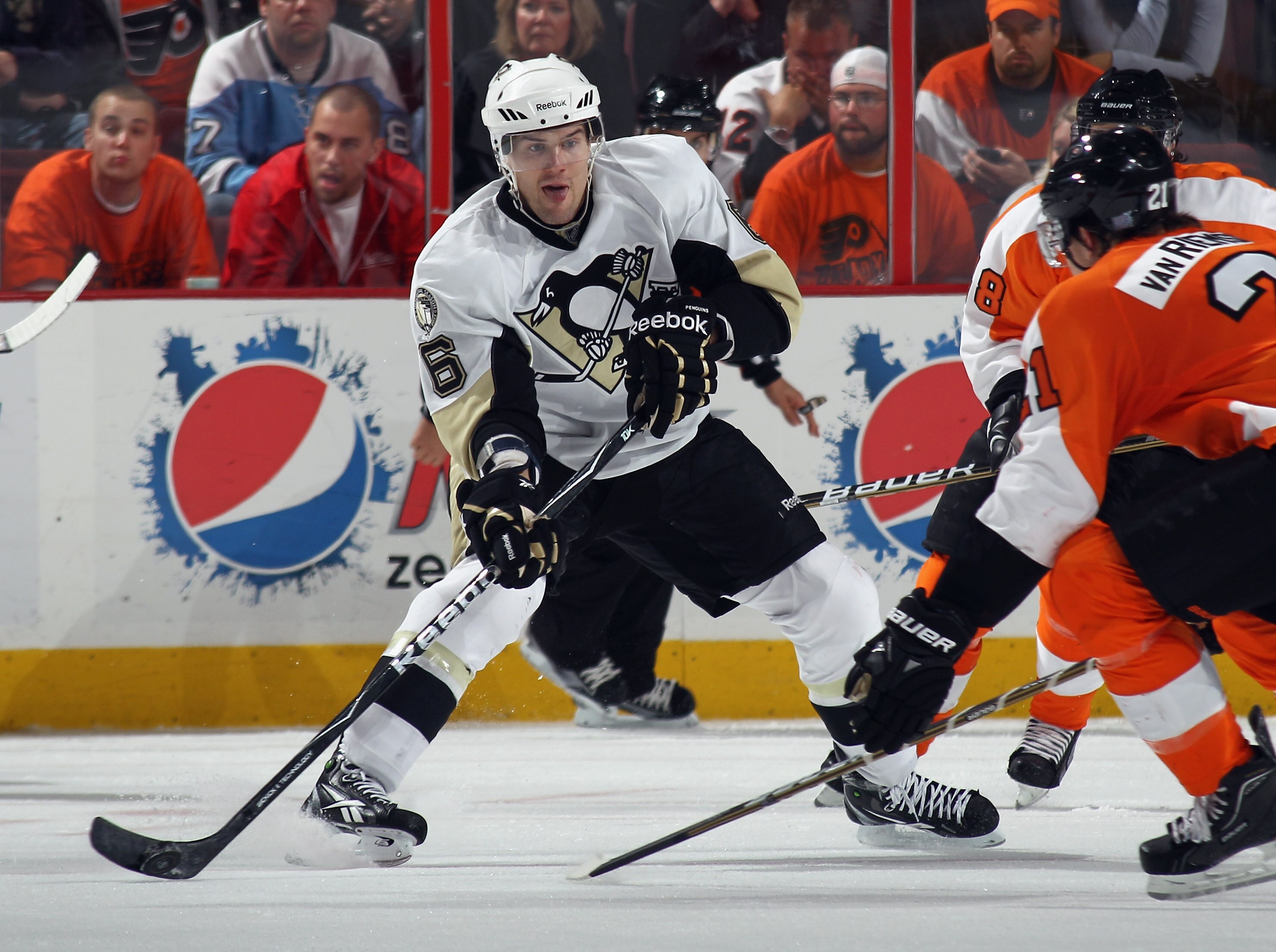 PHILADELPHIA - OCTOBER 16: Ben Lovejoy #6 of the Pittsburgh Penguins skates against the Philadelphia Flyers at the Wells Fargo Center on October 16, 2010 in Philadelphia, Pennsylvania. (Photo by Bruce Bennett/Getty Images) PHILADELPHIA - OCTOBER 16: Ben Lovejoy #6 of the Pittsburgh Penguins skates against the Philadelphia Flyers at the Wells Fargo Center on October 16, 2010 in Philadelphia, Pennsylvania. (Photo by Bruce Bennett/Getty Images)