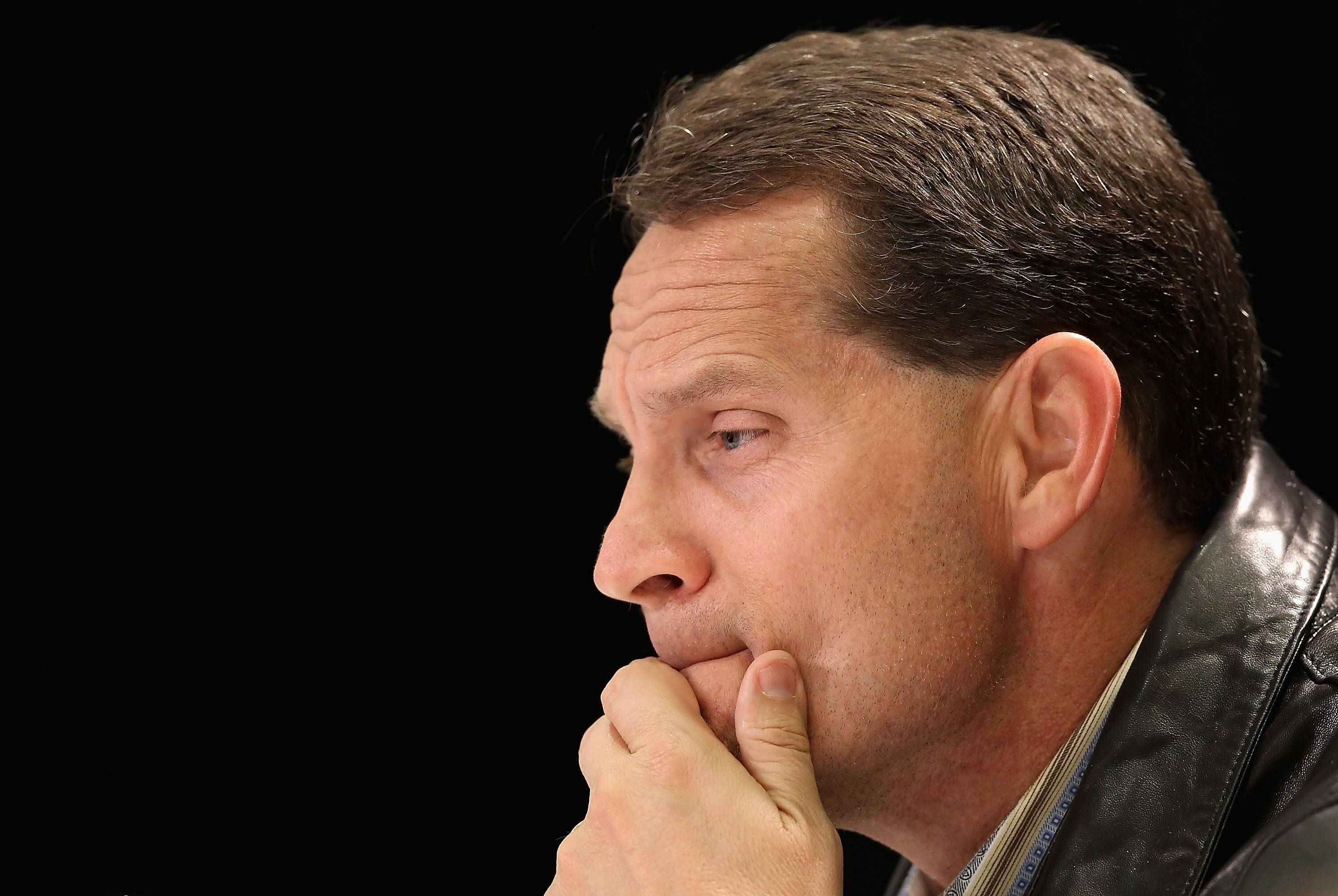 SCOTTSDALE, AZ - JANUARY 11:  Head coach Gene Chizik of the Auburn Tigers speaks to the media during a press conference for the Tostitos BCS National Championship Game at the JW Marriott Camelback Inn on January 11, 2011 in Scottsdale, Arizona.  (Photo by