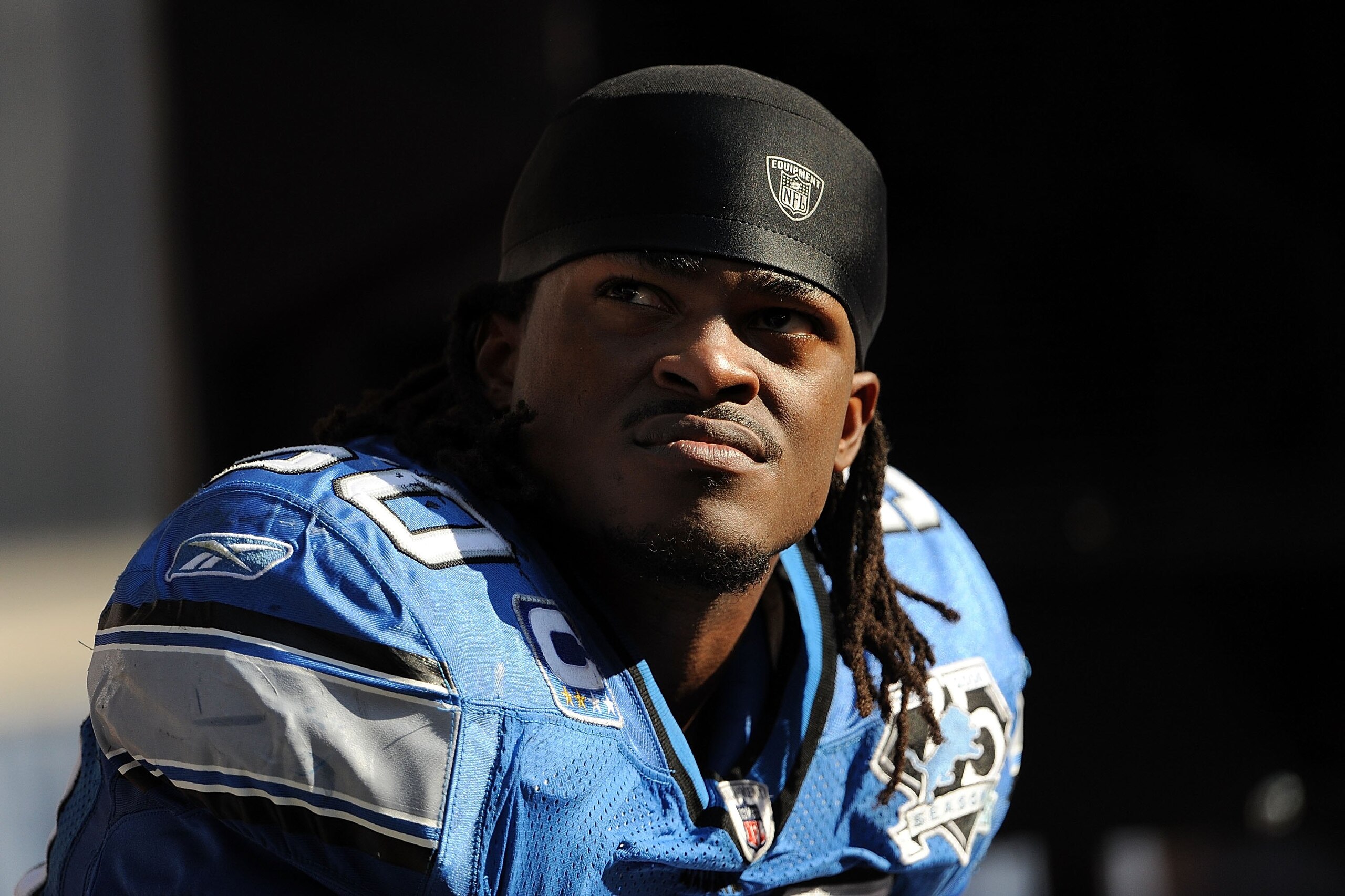HOUSTON - OCTOBER 19: Linebacker Ernie Sims #50 of the Detroit Lions during play against the Houston Texans at Reliant Stadium on October 19, 2008 in Houston, Texas. (Photo by Ronald Martinez/Getty Images) HOUSTON - OCTOBER 19: Linebacker Ernie Sims #50 of the Detroit Lions during play against the Houston Texans at Reliant Stadium on October 19, 2008 in Houston, Texas. (Photo by Ronald Martinez/Getty Images)