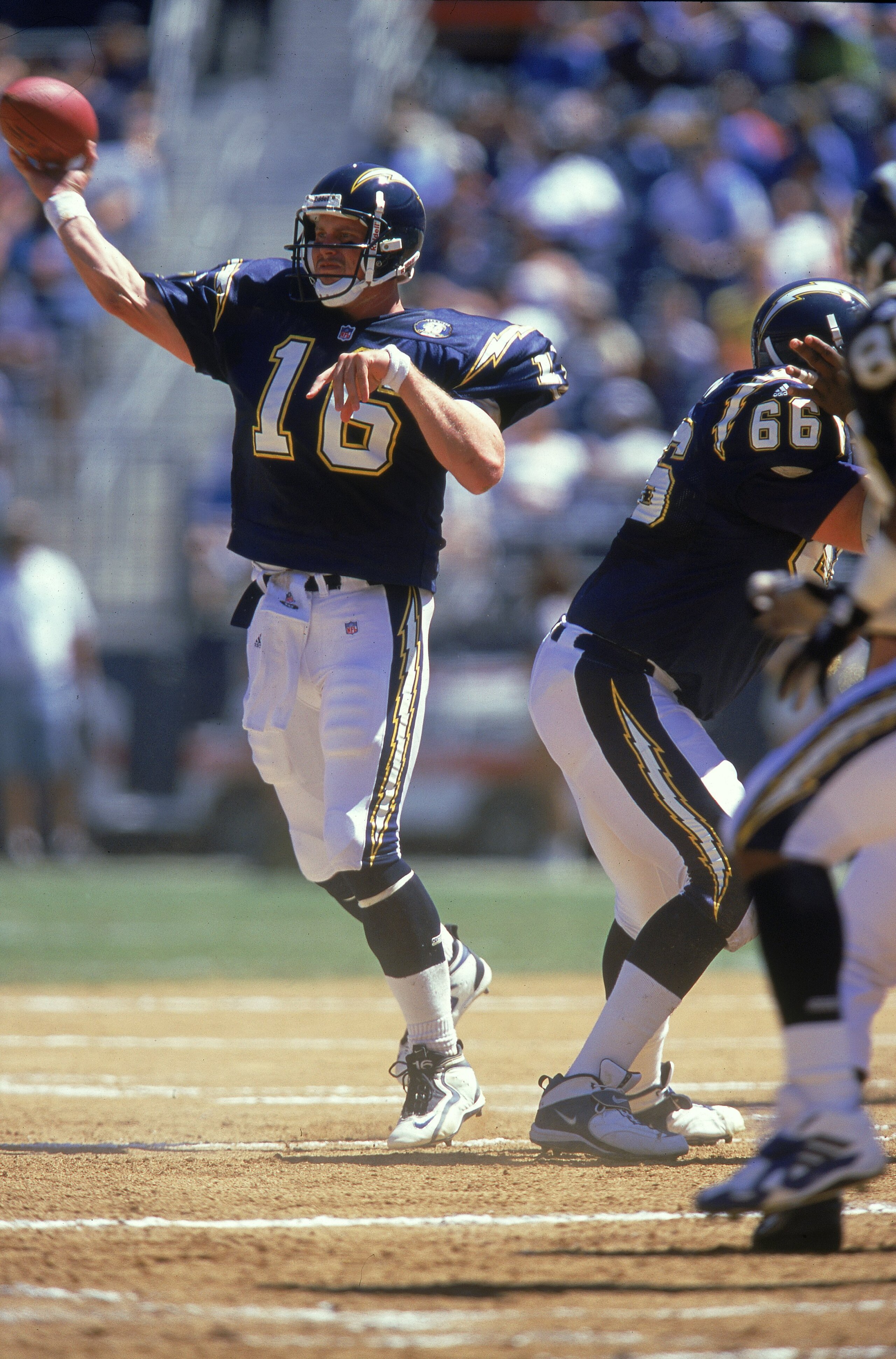 10 Sep 2000:  Ryan Leaf #16 of the San Diego Chargers gets ready to pass the ball during the game against the New Orleans Saints at Qualcomm Stadium in San Diego, California. The Saints defeated the Chargers 28-27.Mandatory Credit: Stephen Dunn  /Allsport