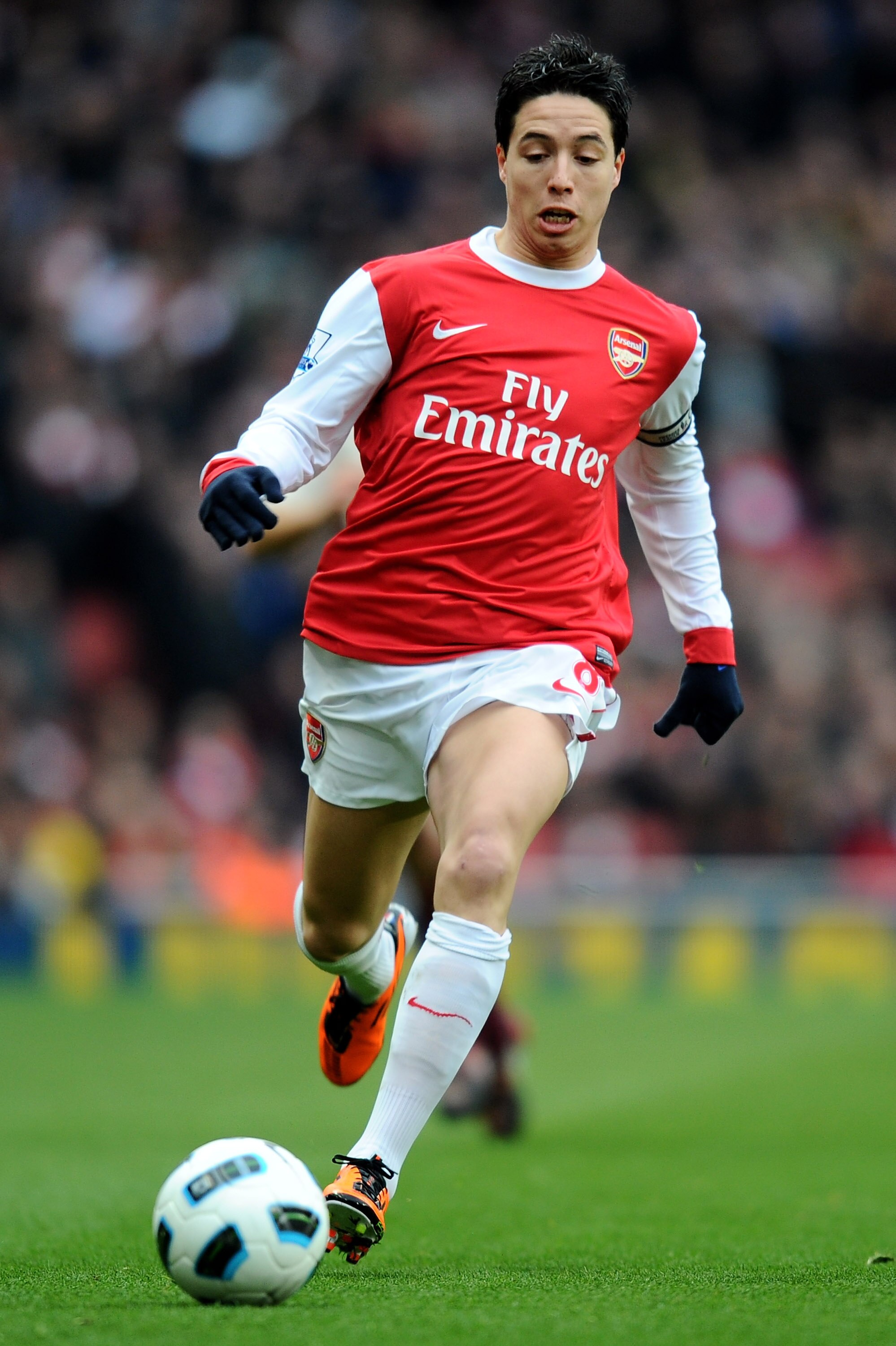 LONDON, ENGLAND - MARCH 05:  Samir Nasri of Arsenal runs with the ball during the Barclays Premier League match between Arsenal and Sunderland at Emirates Stadium on March 5, 2011 in London, England.  (Photo by Mike Hewitt/Getty Images)