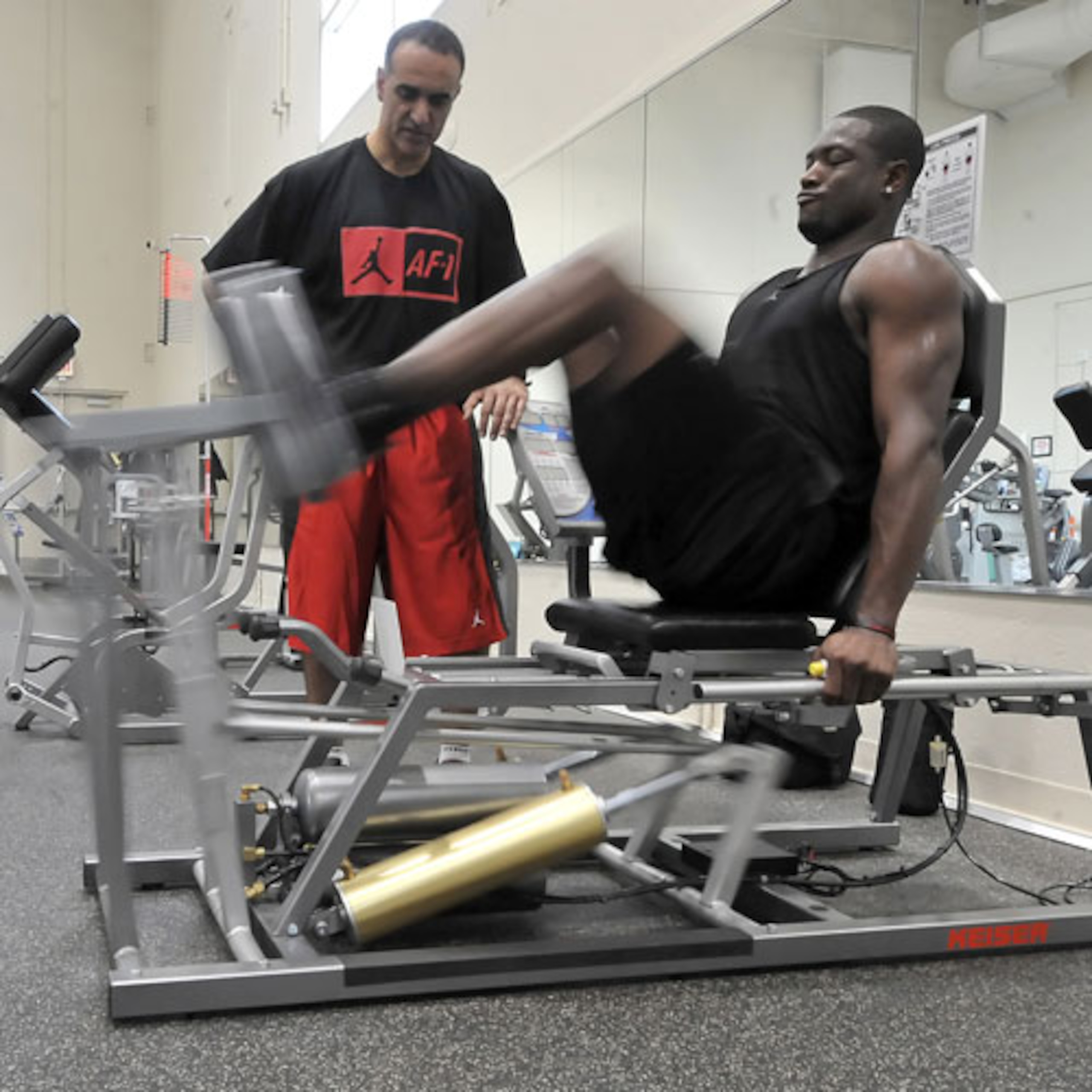 Grover with D-Wade