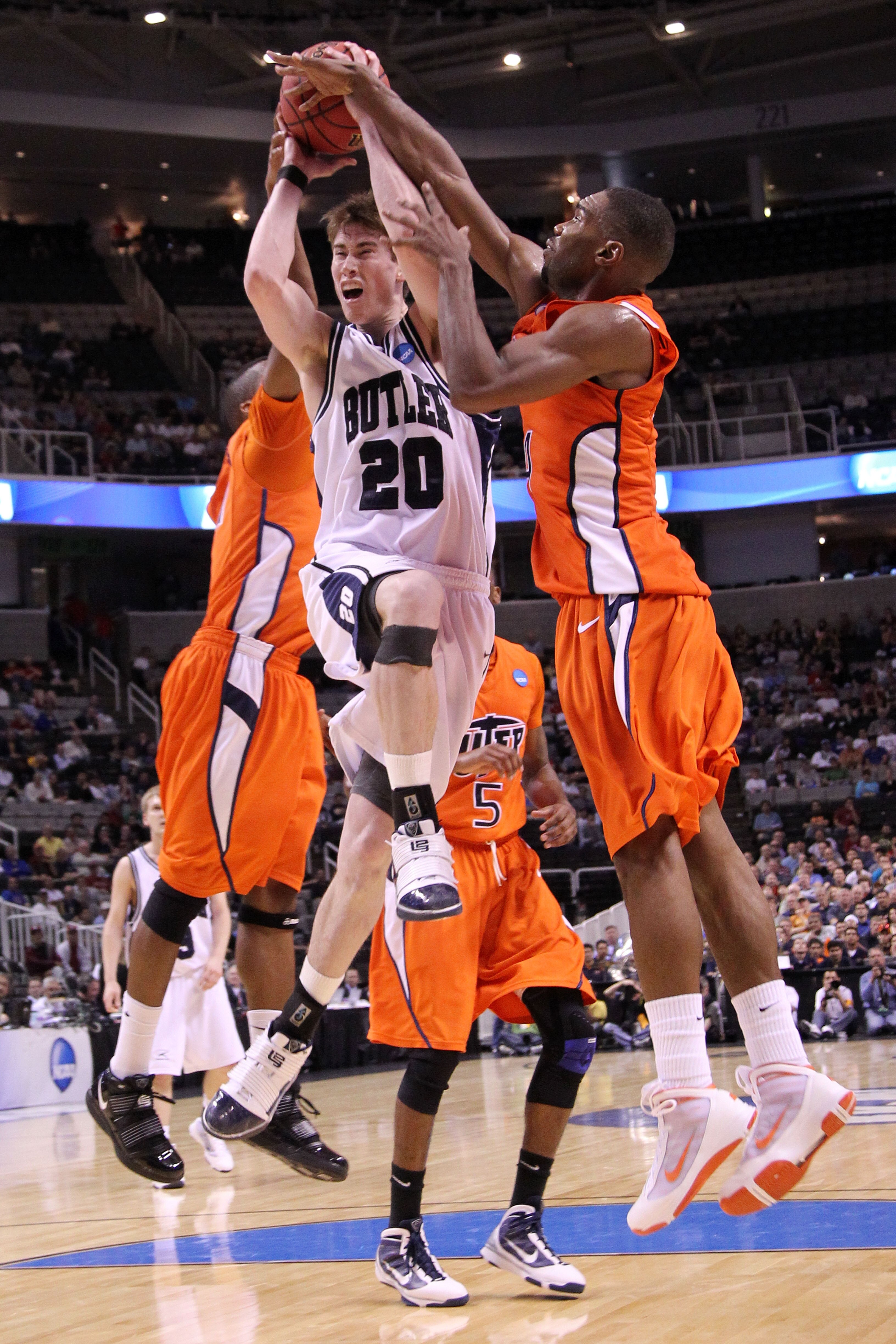 SAN JOSE, CA - MARCH 18:  Forward Gordon Hayward #20 of the Butler Bulldogs goes up for a shot against the UTEP Miners during the first round of the 2010 NCAA men's basketball tournament at HP Pavilion on March 18, 2010 in San Jose, California.  (Photo by