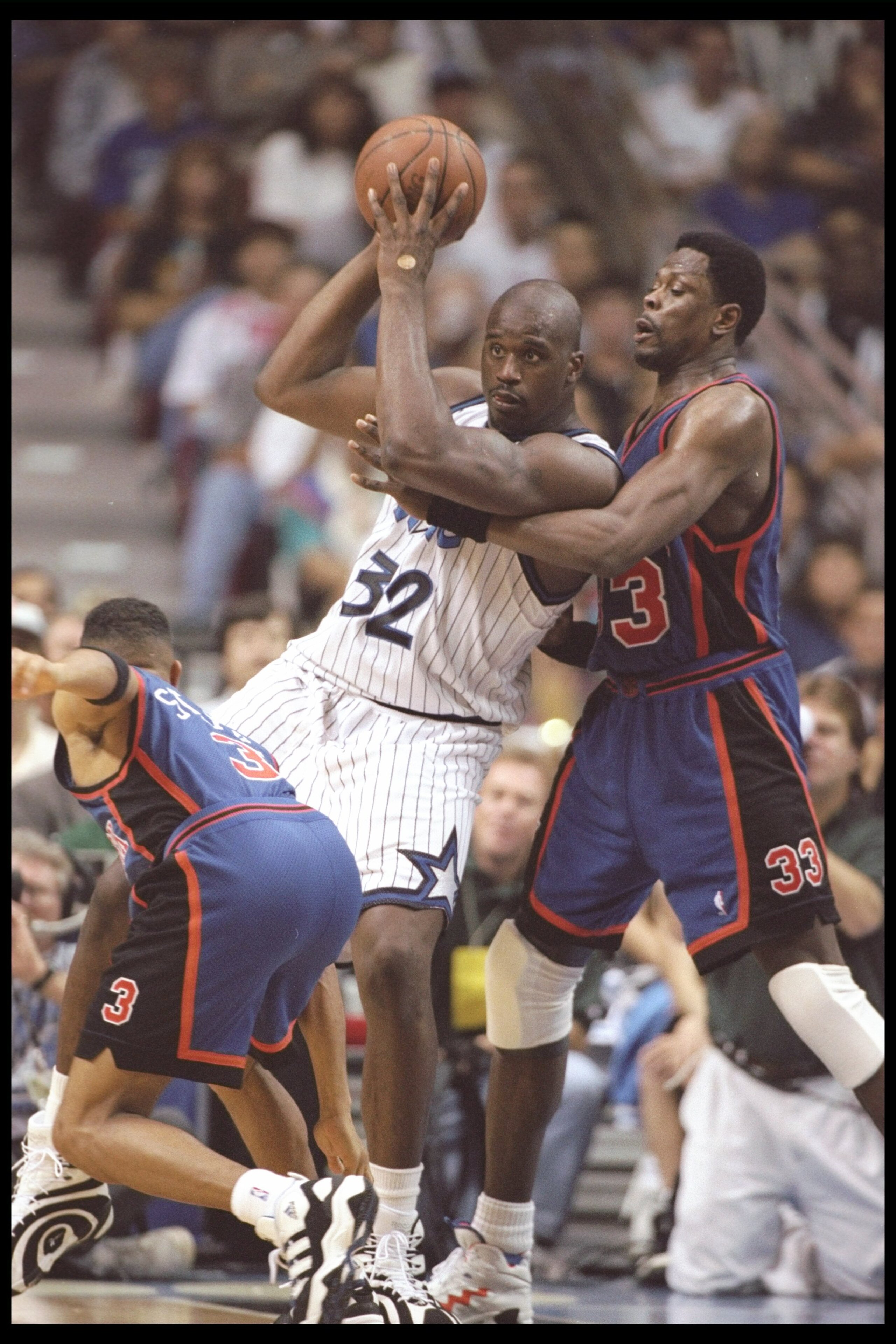 31 Mar 1996:  Center Shaquille O''Neal of the Orlando Magic is guarded by center Patrick Ewing of the New York Knicks during a game at the Orlando Arena in Orlando, Florida.  The Magic won the game 98-79. Mandatory Credit: Allsport  /Allsport