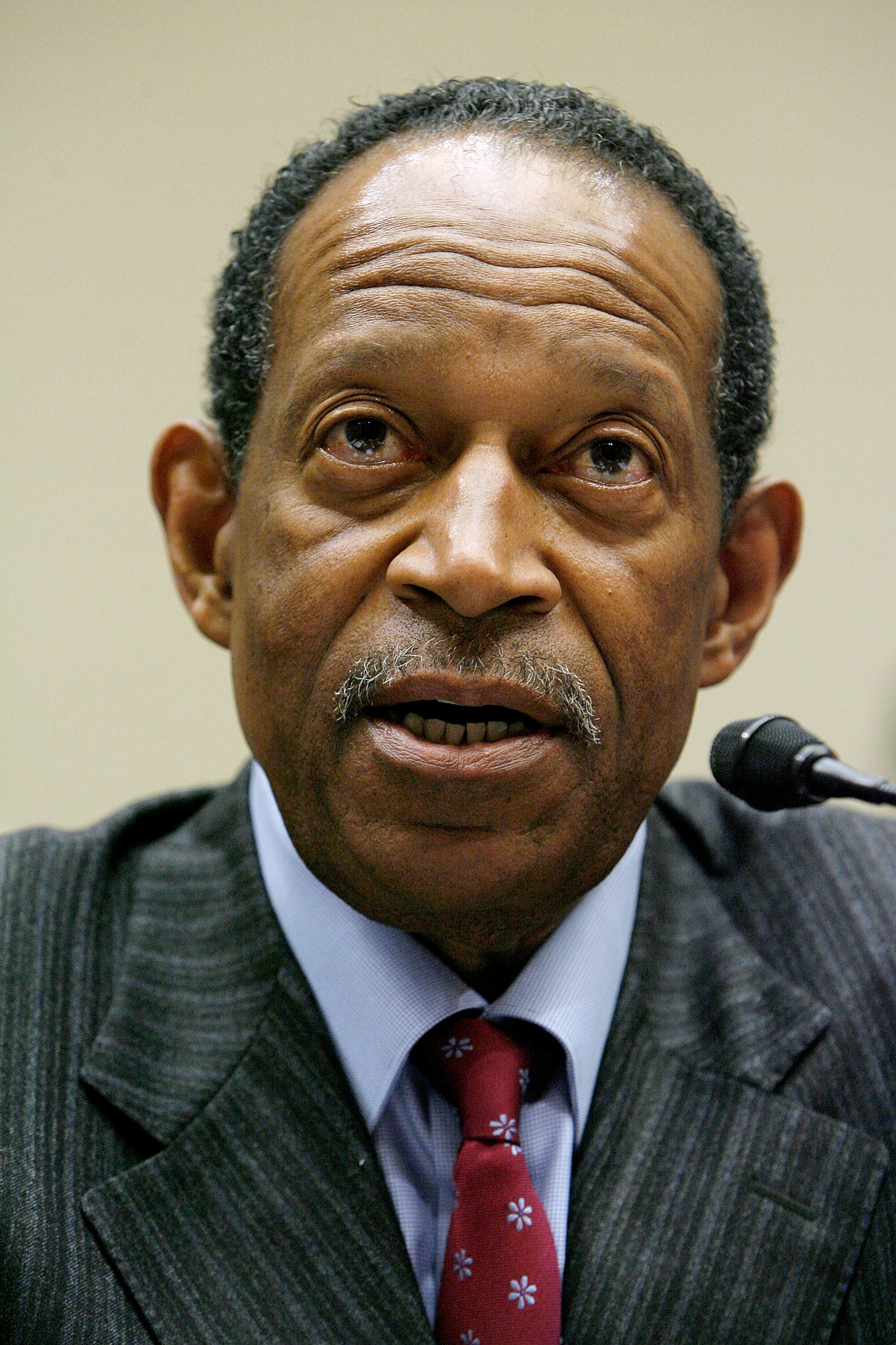 WASHINGTON - FEBRUARY 27:  National Football League Players Association Executive Director Gene Upshaw testifies before the US House Subcommittee on Commerce, Trade and Consumer Protection about the use of illegal performance-enhancing drugs in profession