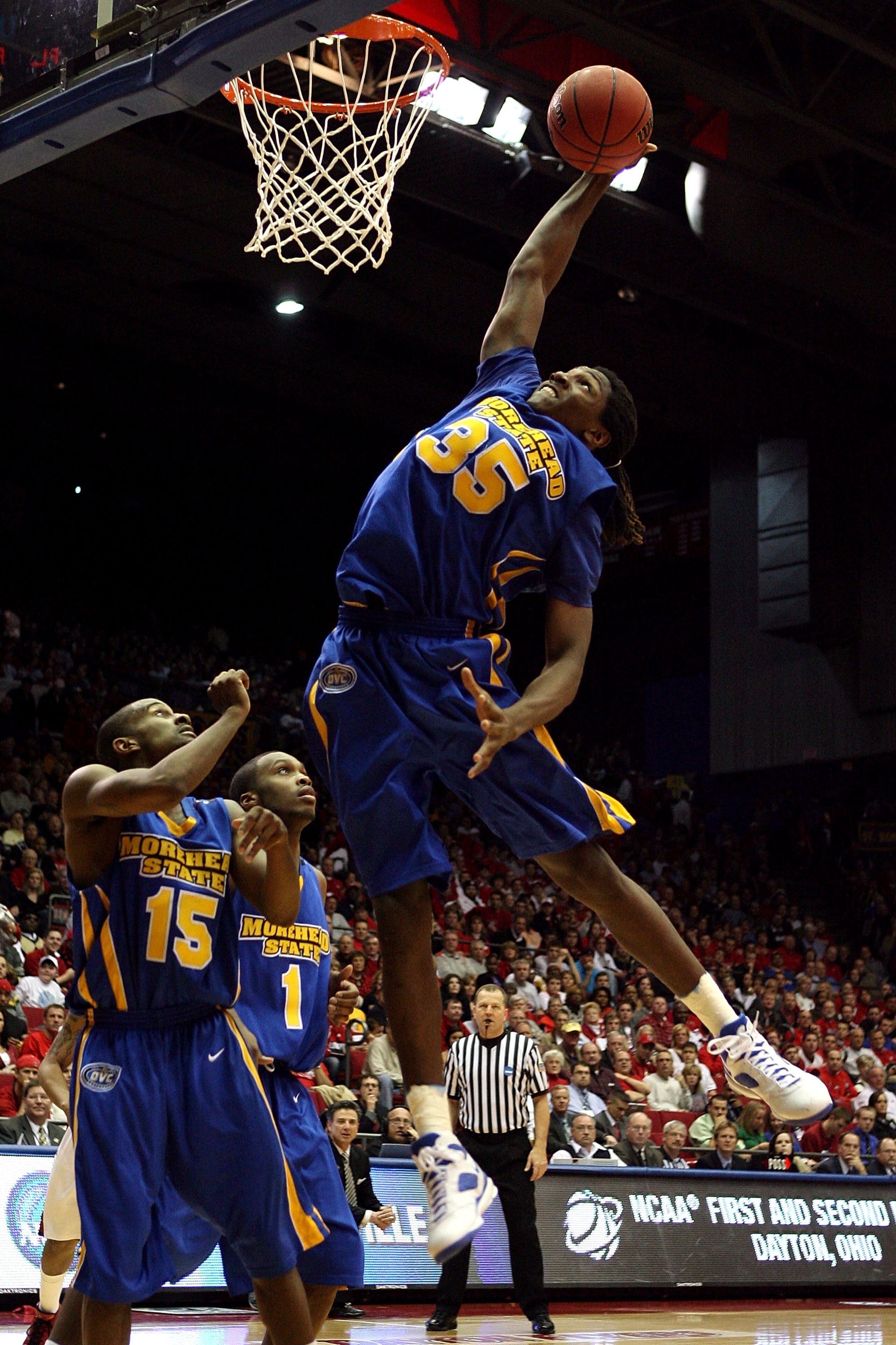 DAYTON, OH - MARCH 20: Kenneth Faried #35 of the Morehead State Eagles drives to the hoop against the Louisville Cardinals during the first round of the NCAA Division I Men's Basketball Tournament at the University of Dayton Arena on March 20, 2009 in Day DAYTON, OH - MARCH 20: Kenneth Faried #35 of the Morehead State Eagles drives to the hoop against the Louisville Cardinals during the first round of the NCAA Division I Men's Basketball Tournament at the University of Dayton Arena on March 20, 2009 in Day