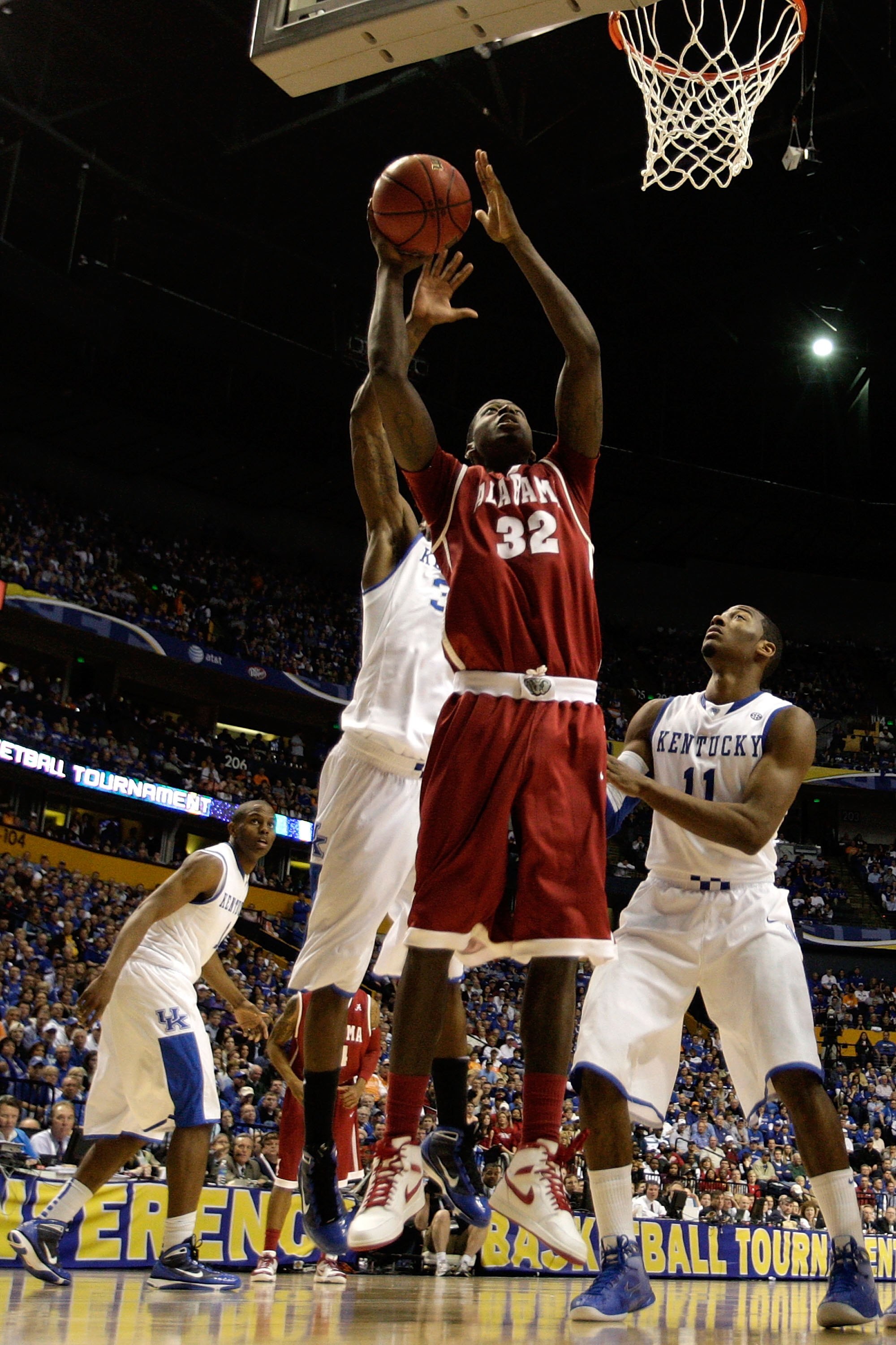 NASHVILLE, TN - MARCH 12:  Jamychal Green #32 of the Alabama Crimson Tide goes up for a shot against the Kentucky Wildcats during the quarterfinals of the SEC Men's Basketball Tournament at the Bridgestone Arena on March 12, 2010 in Nashville, Tennessee.